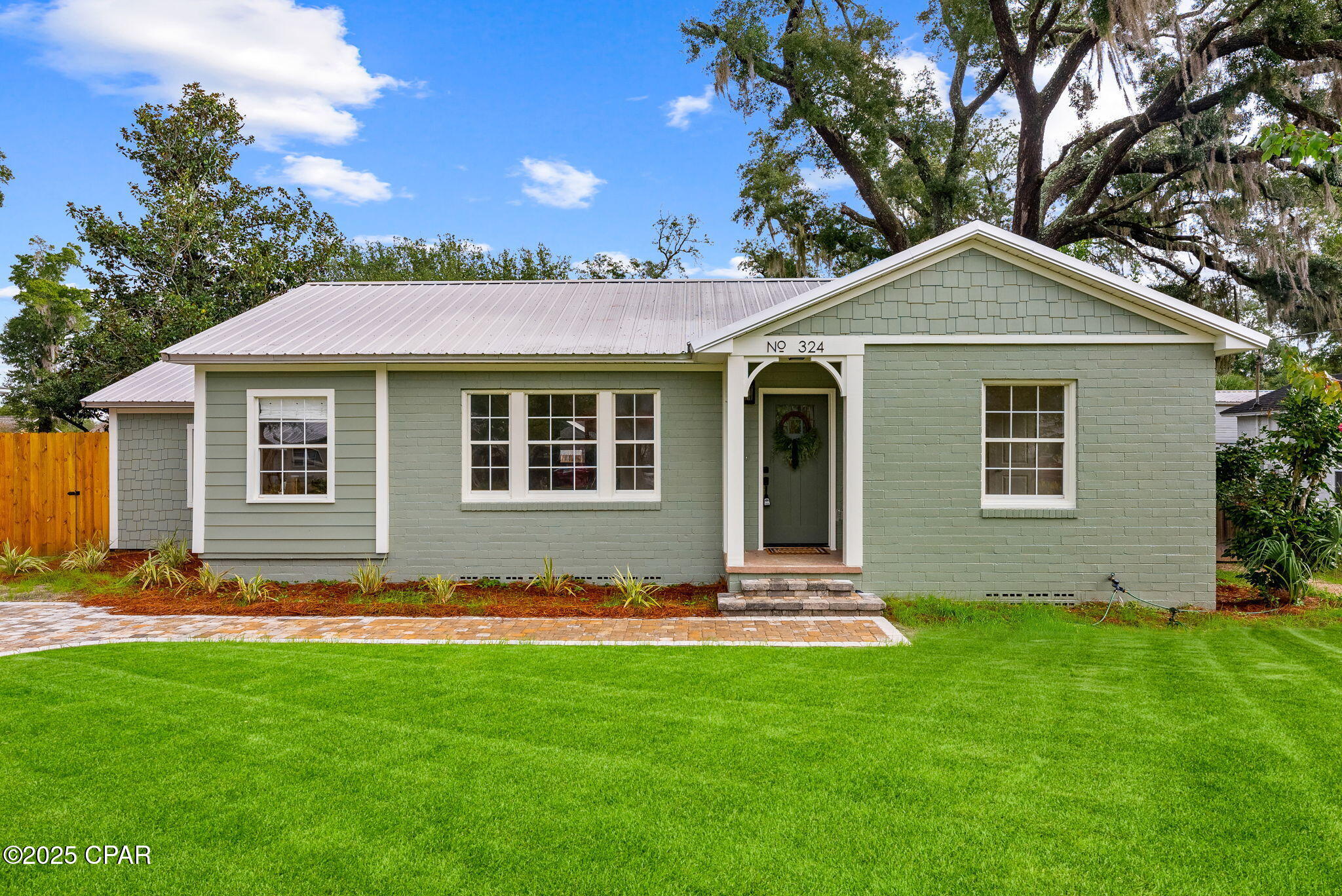 324 S Palo Alto Avenue