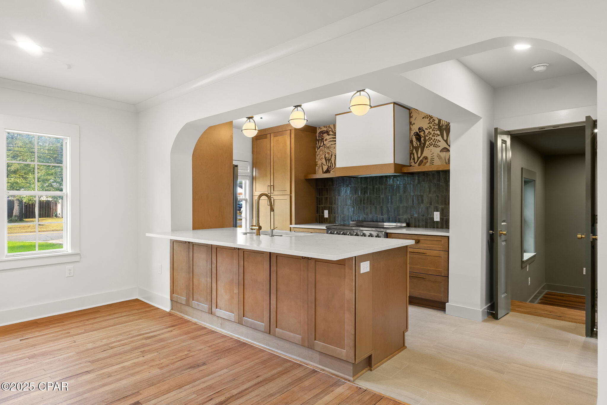 324 S Palo Alto Avenue