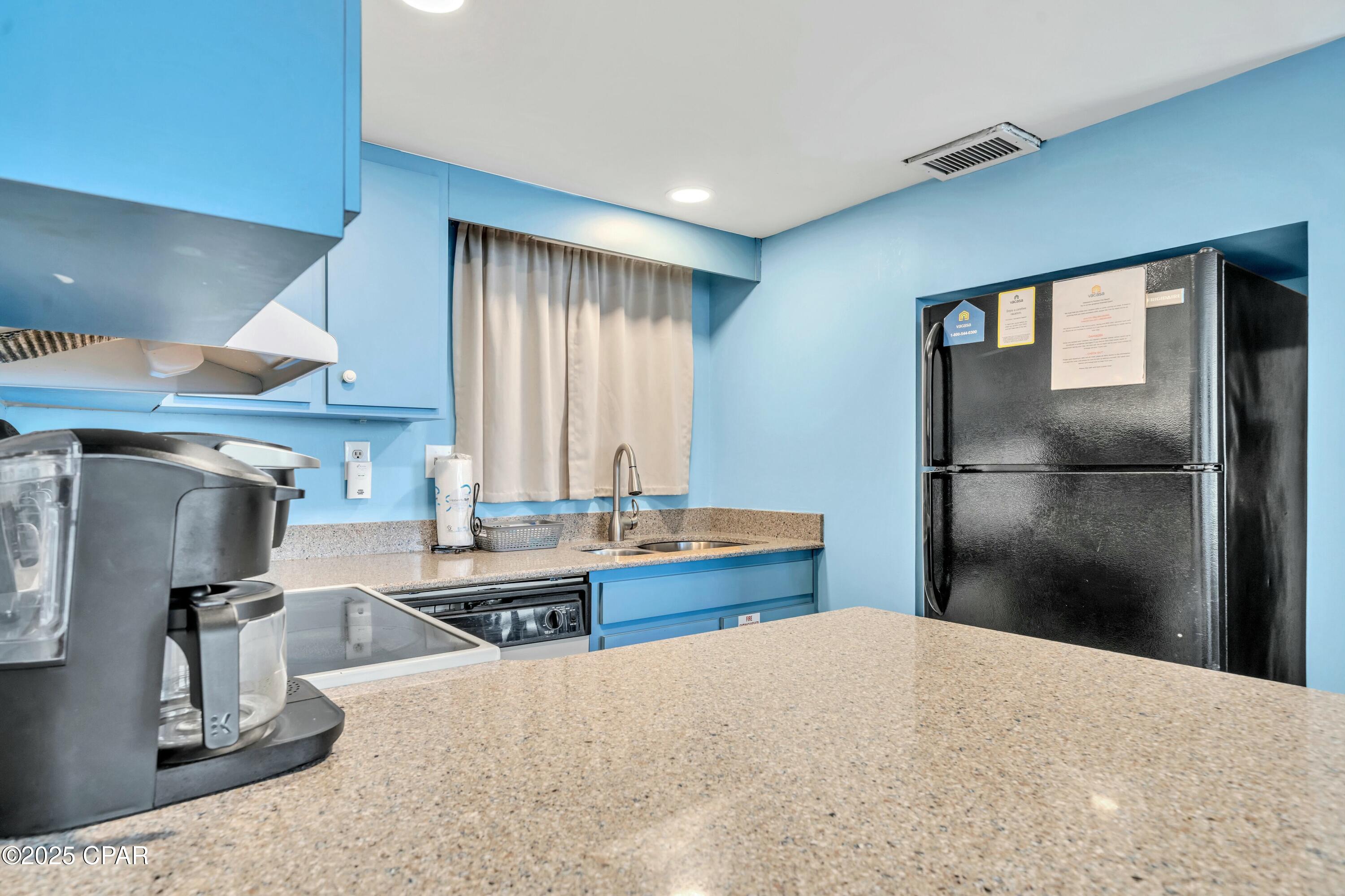 9850 S Thomas Drive 606W