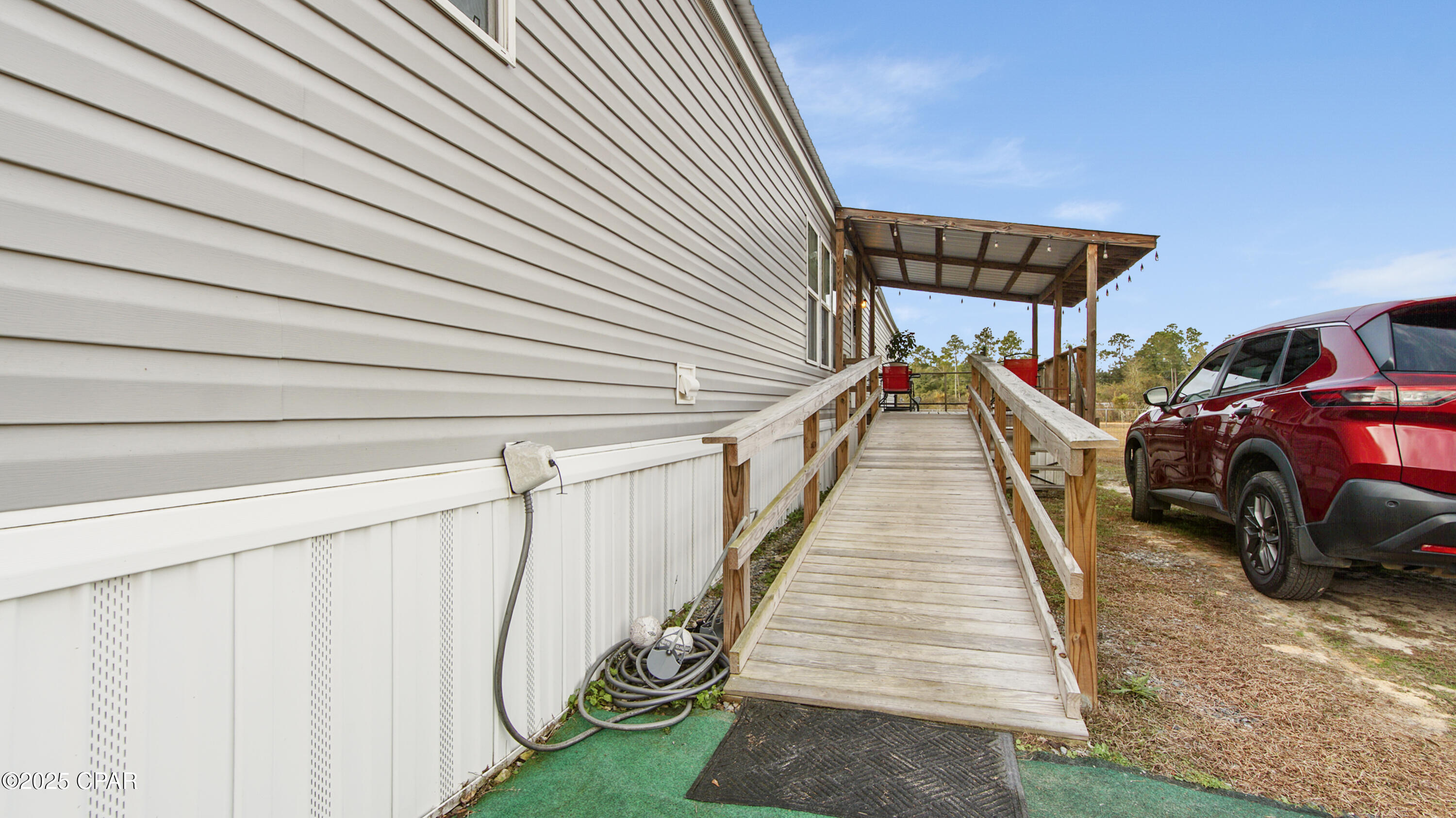 12103 Edgewood Road