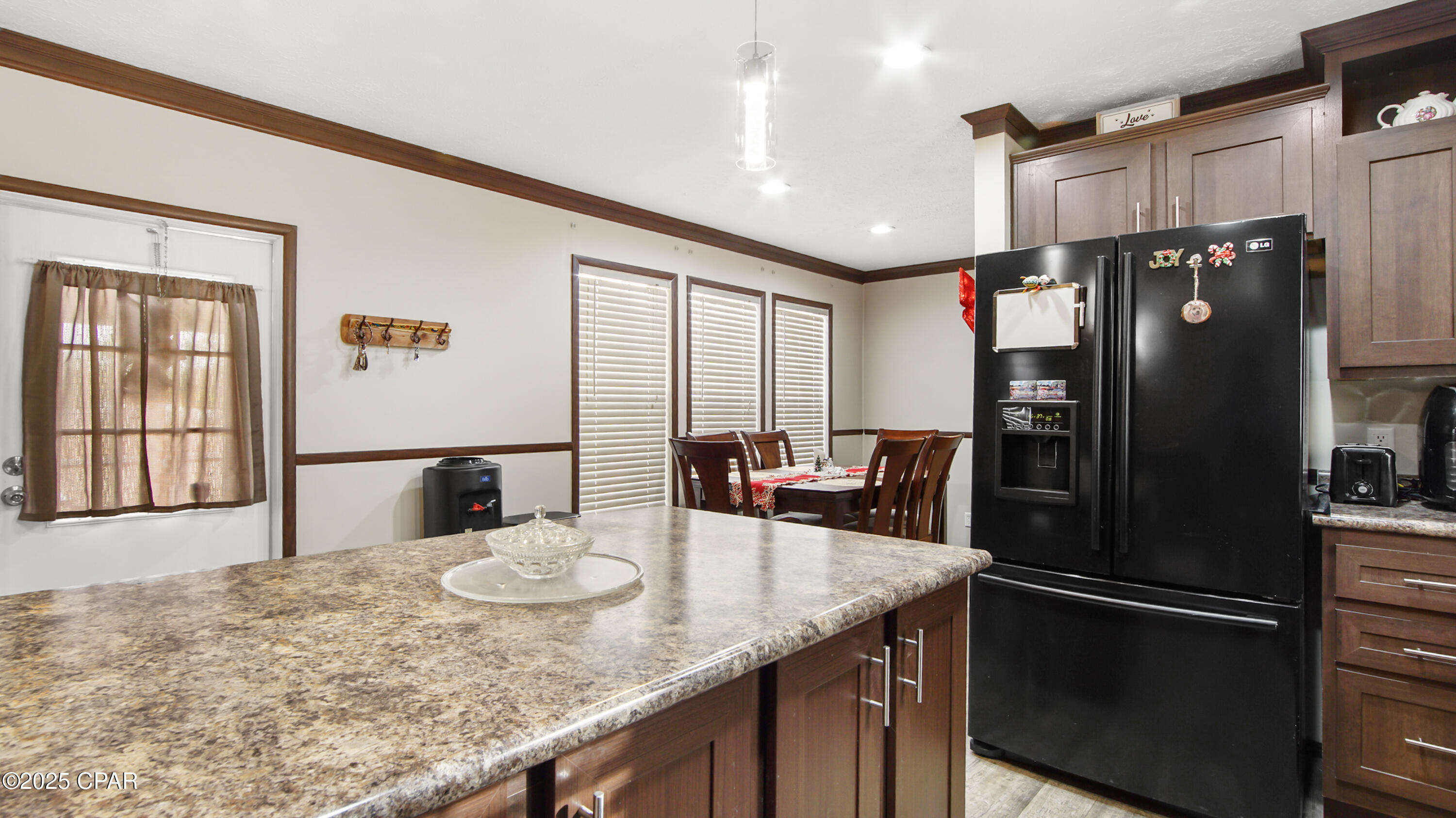 12103 Edgewood Road