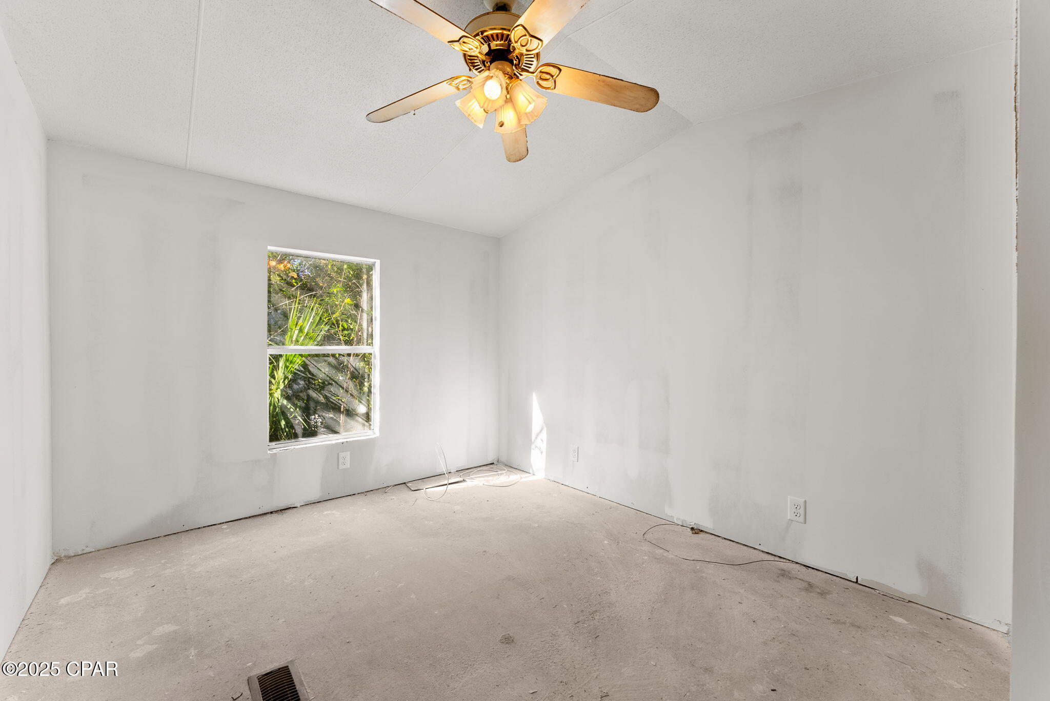 2122 W 29th Street