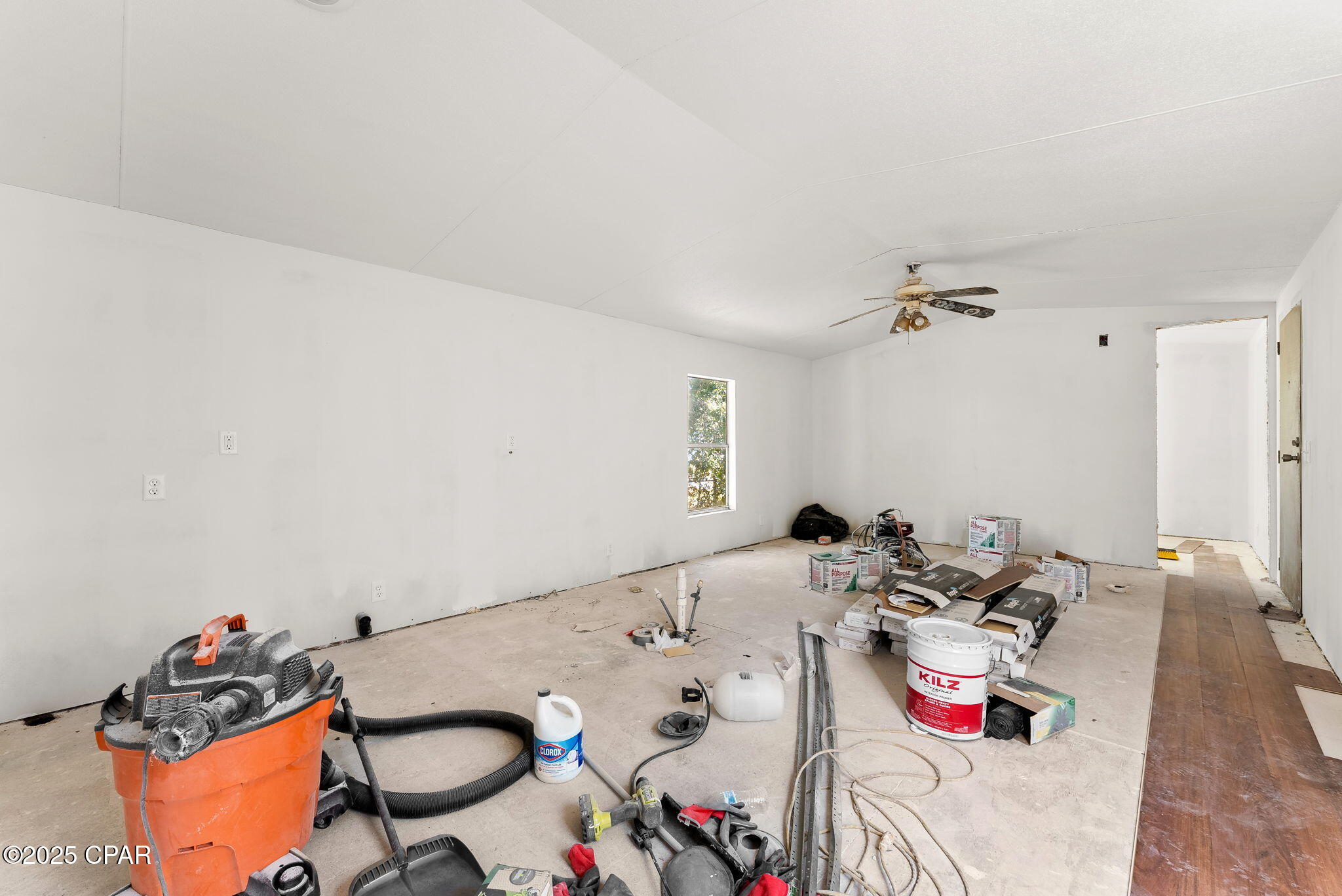 2122 W 29th Street