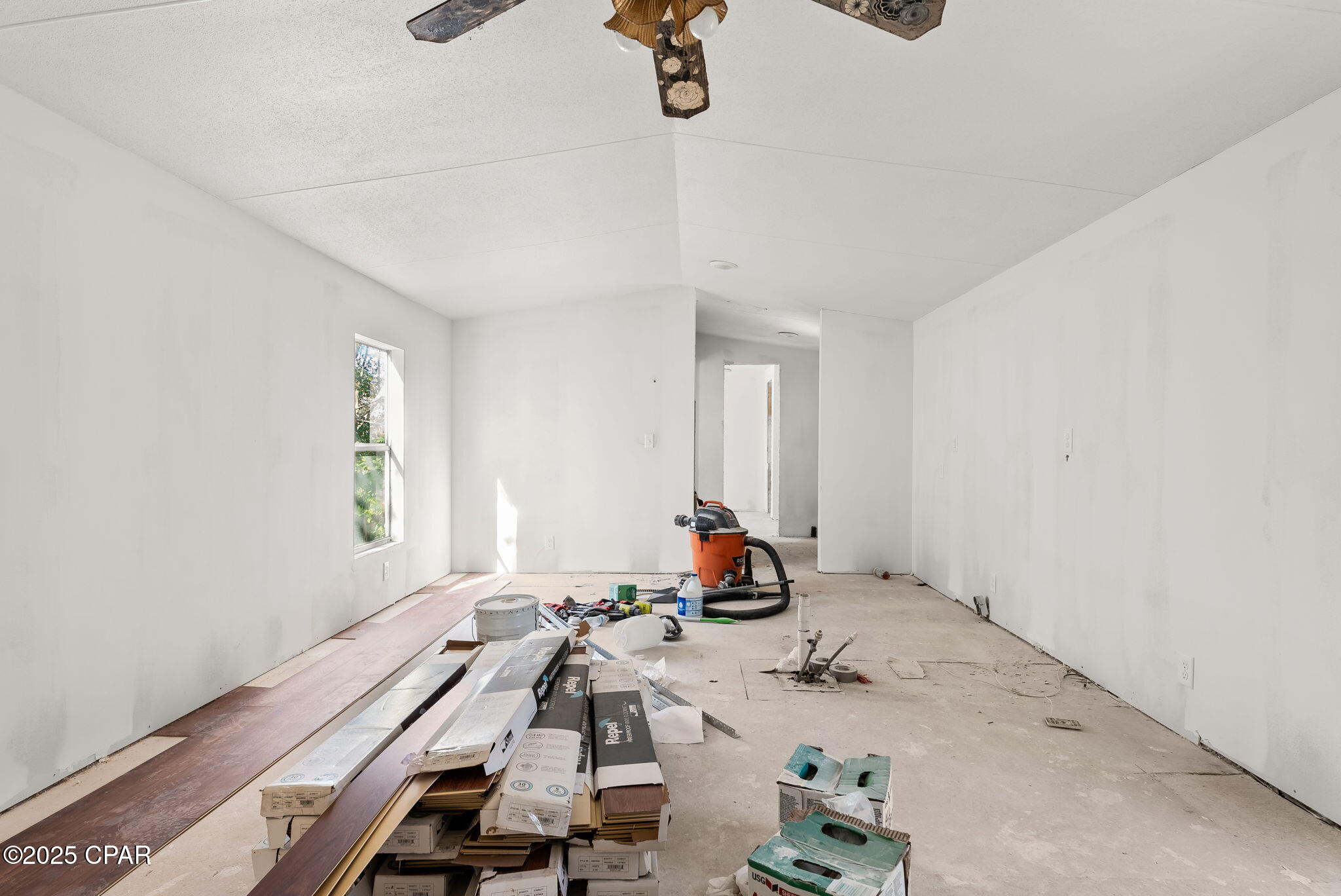 2122 W 29th Street