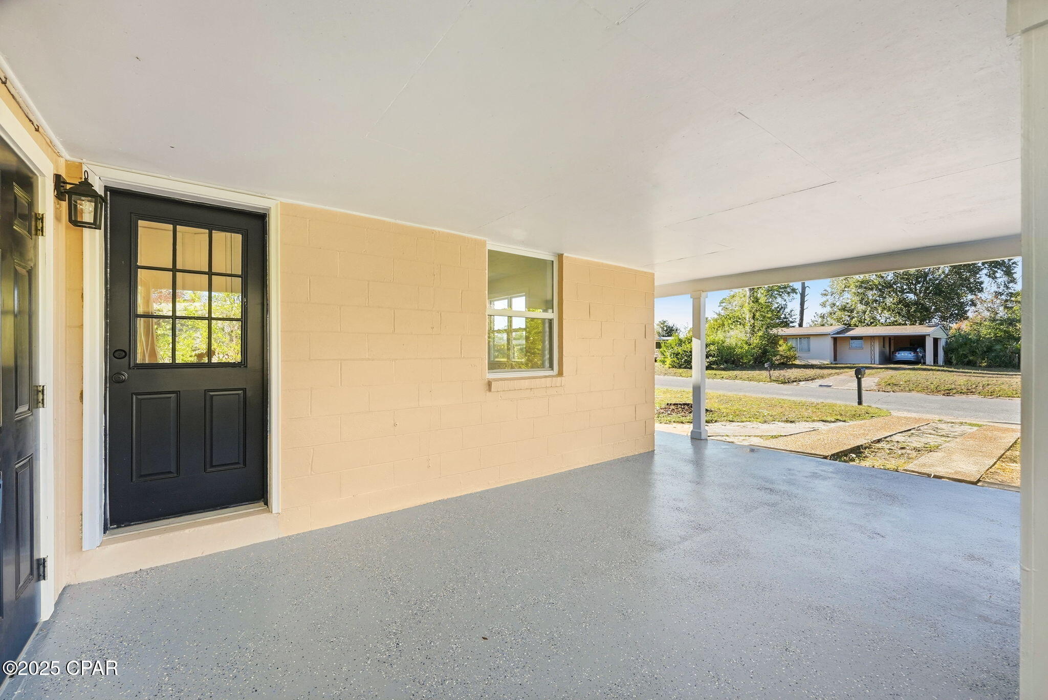 2204 Edgewood Drive