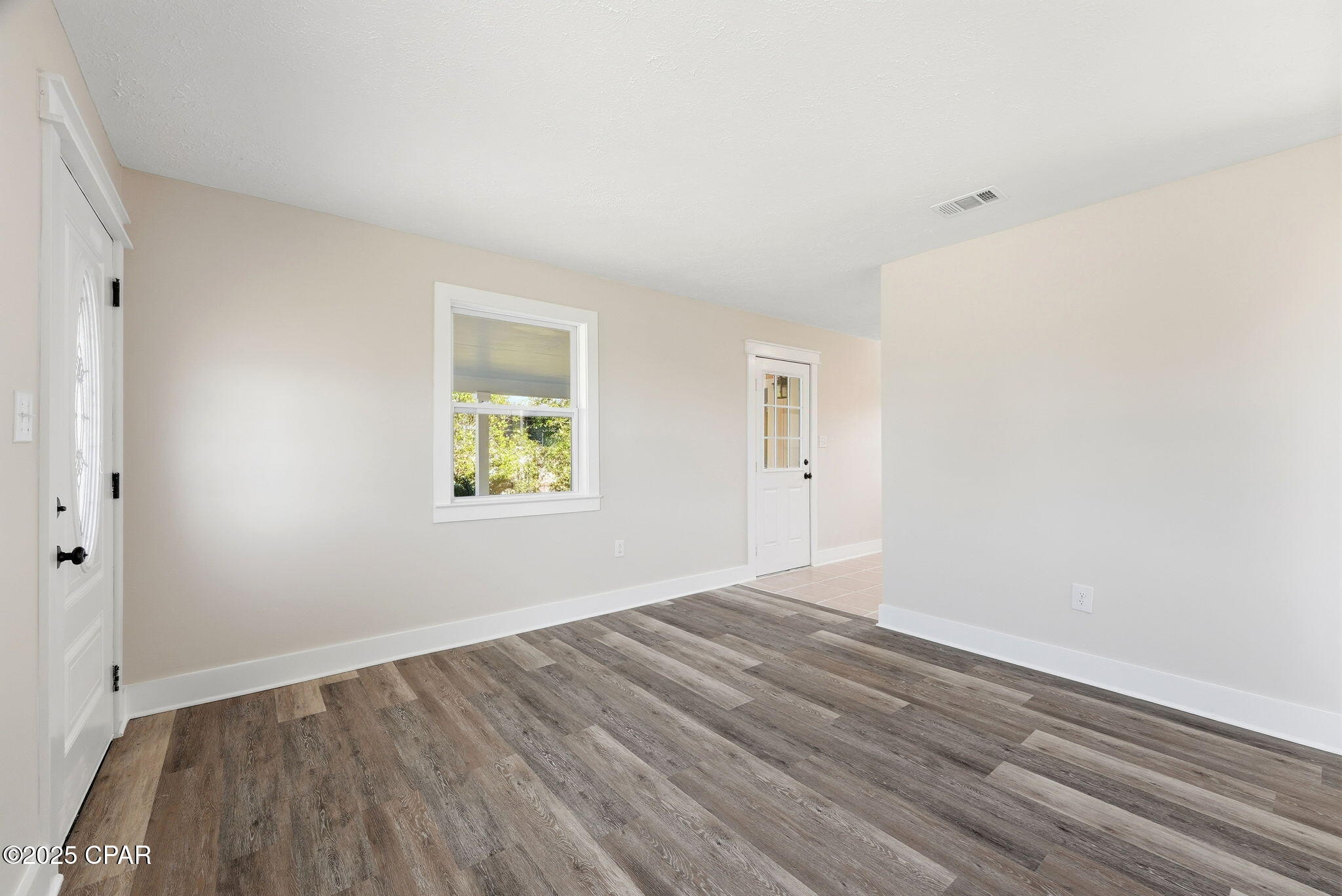 2204 Edgewood Drive