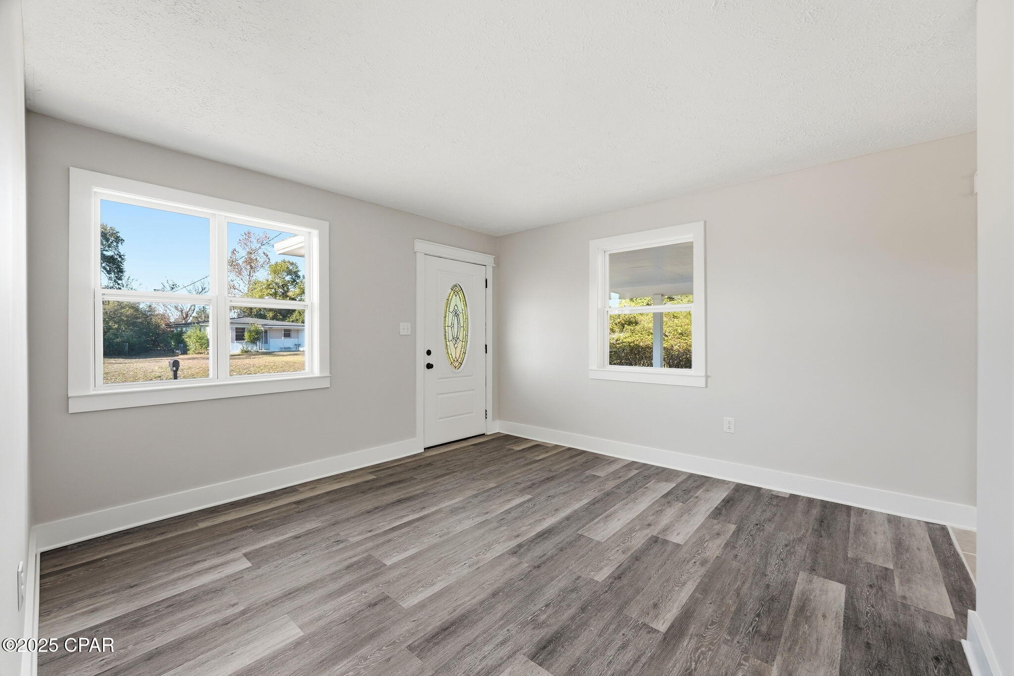 2204 Edgewood Drive