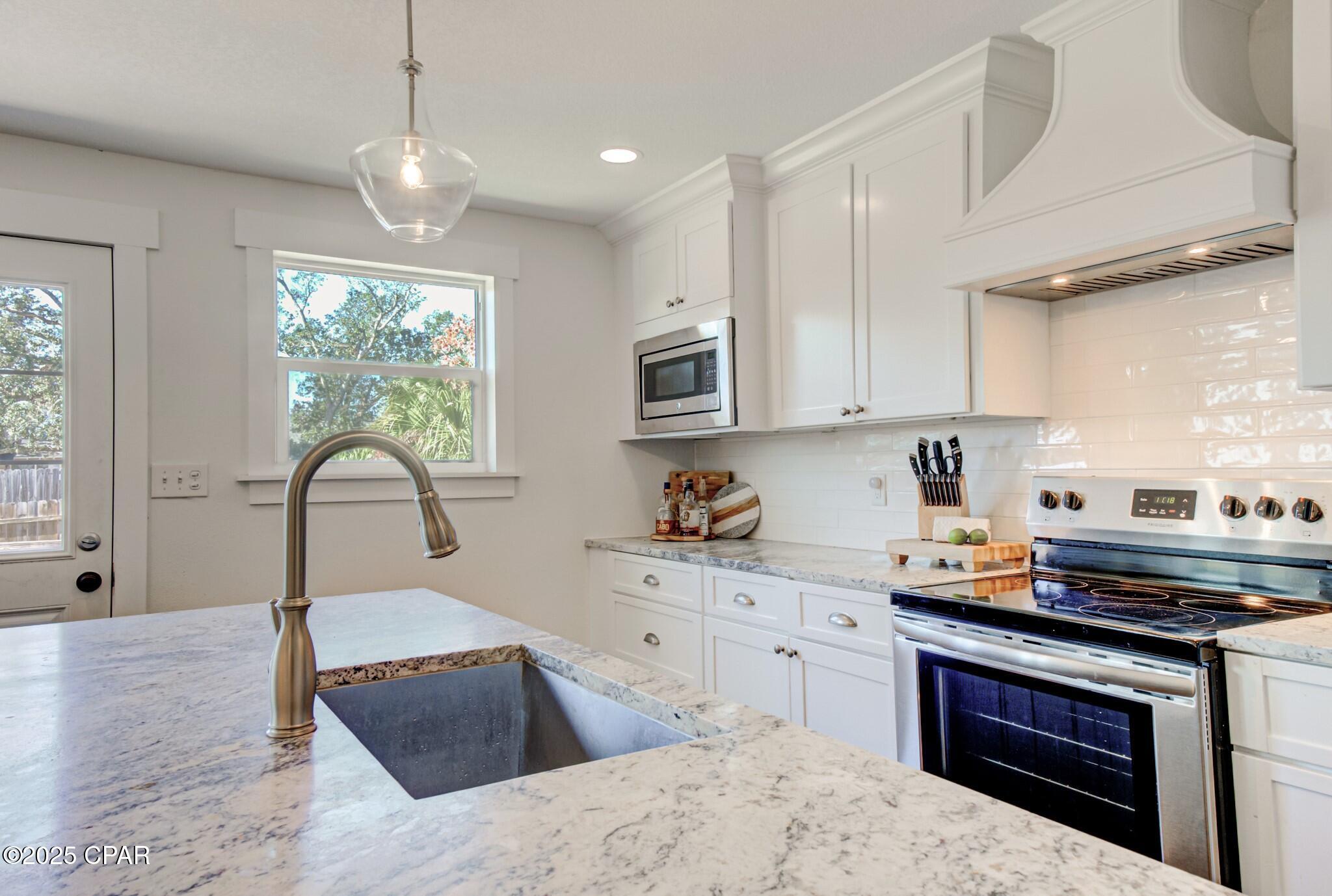 307 N Palo Alto Avenue