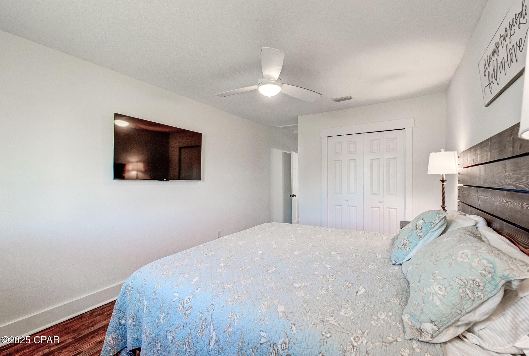 307 N Palo Alto Avenue