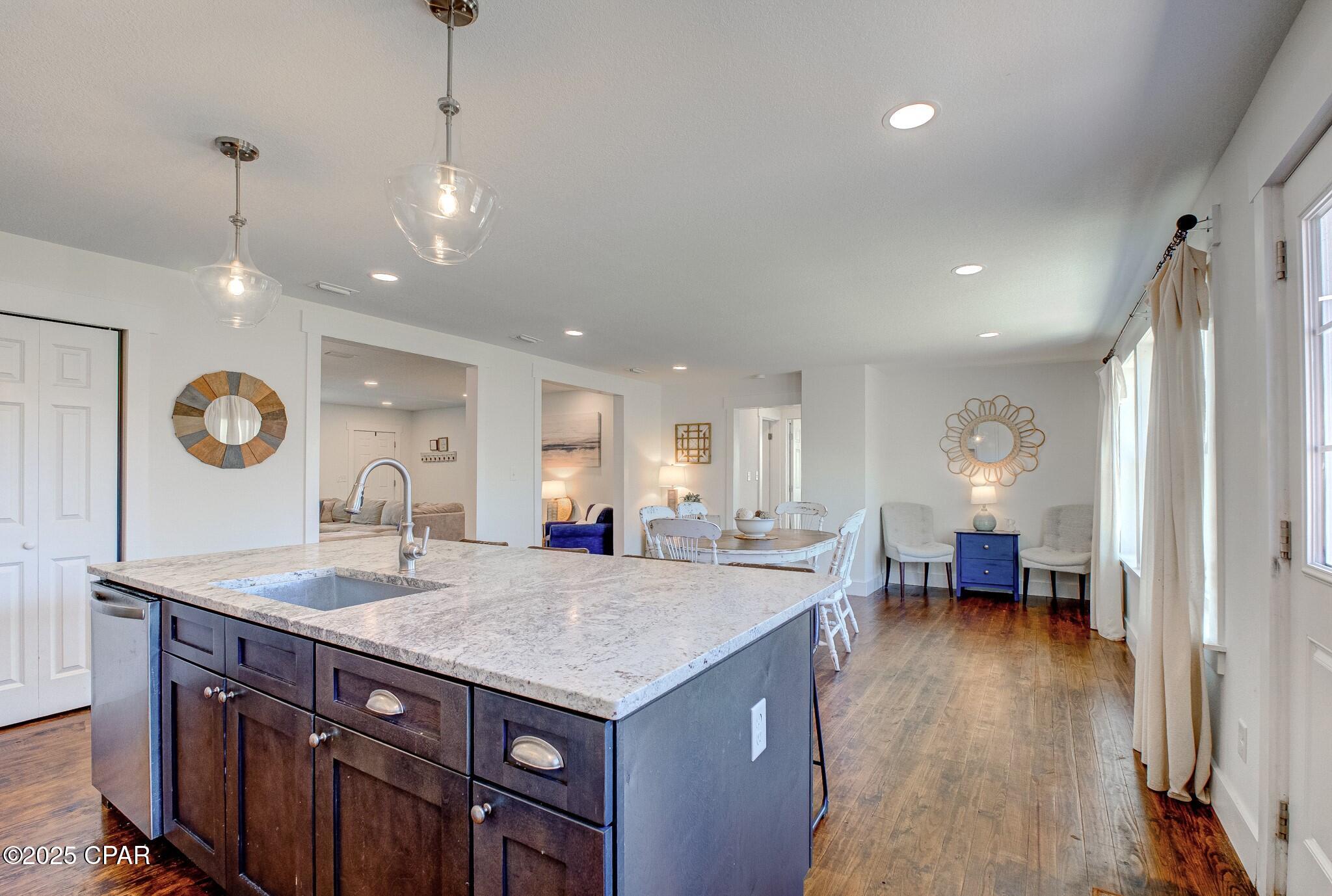 307 N Palo Alto Avenue