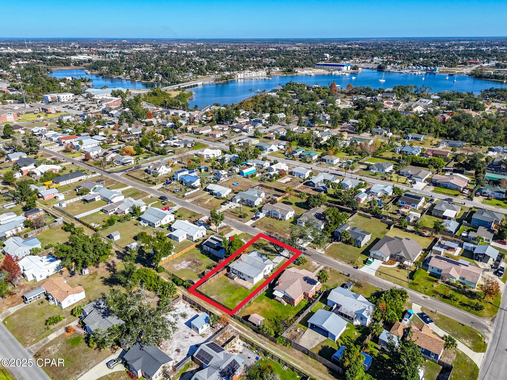 307 N Palo Alto Avenue