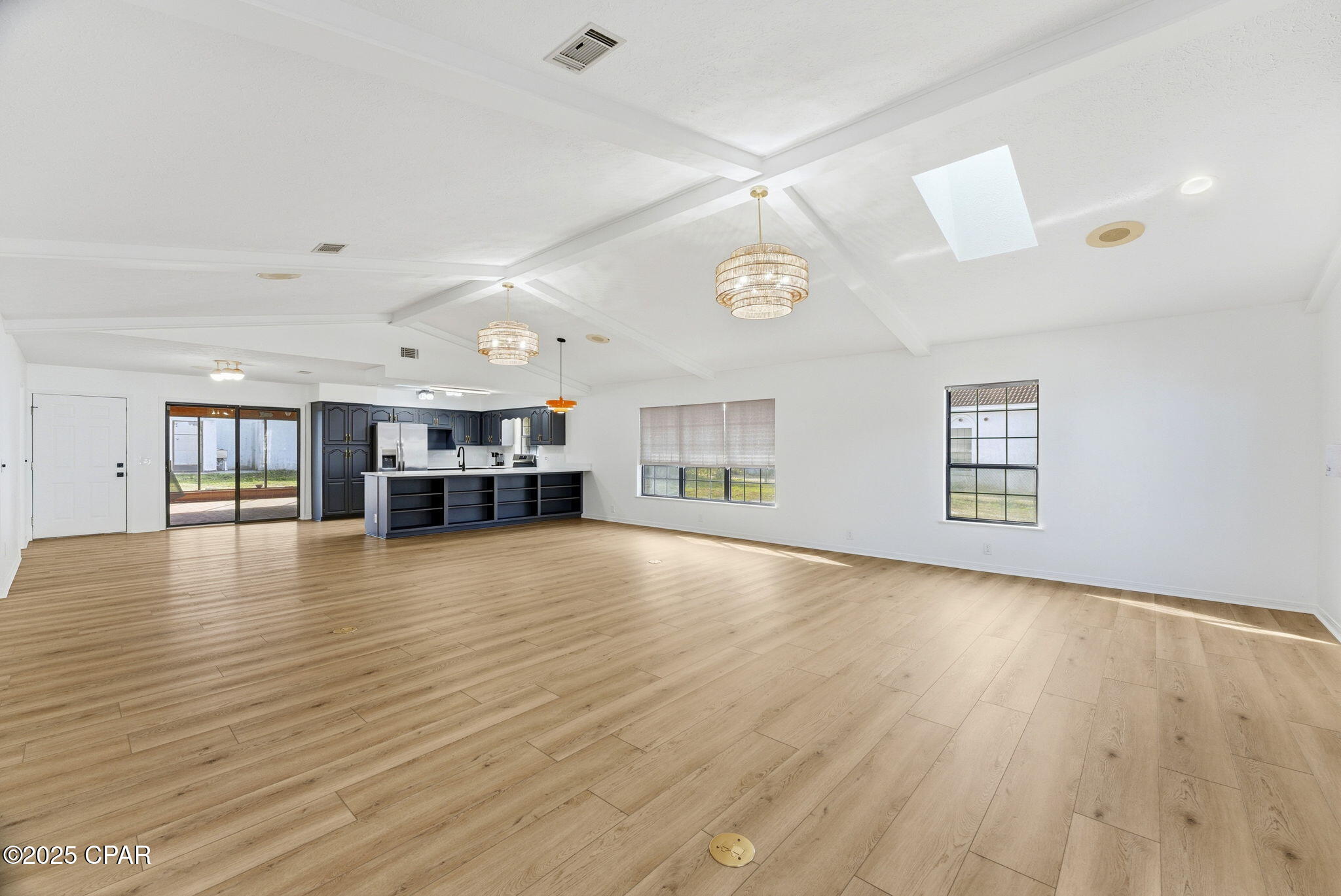 224 E Lakeshore Drive