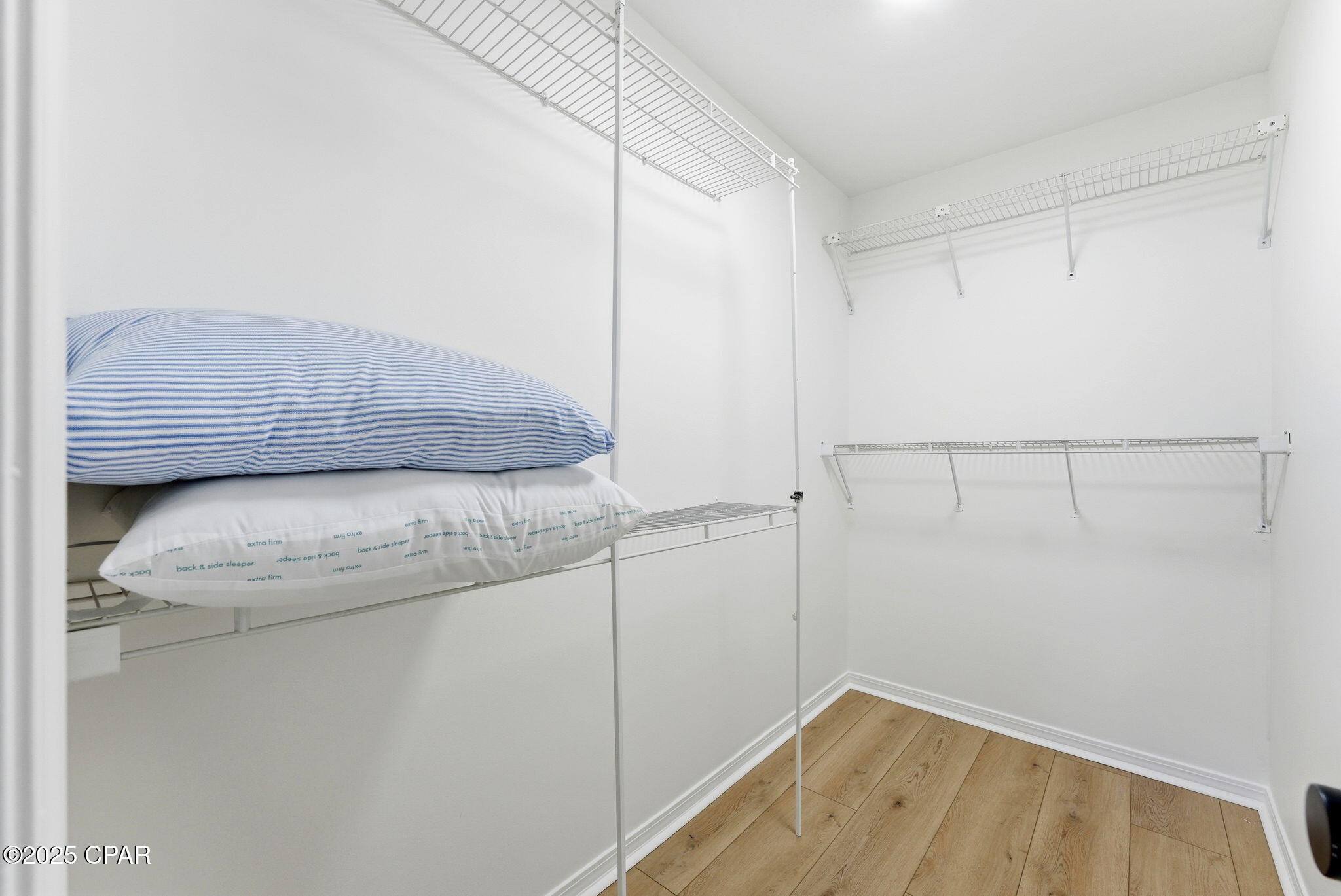 224 E Lakeshore Drive