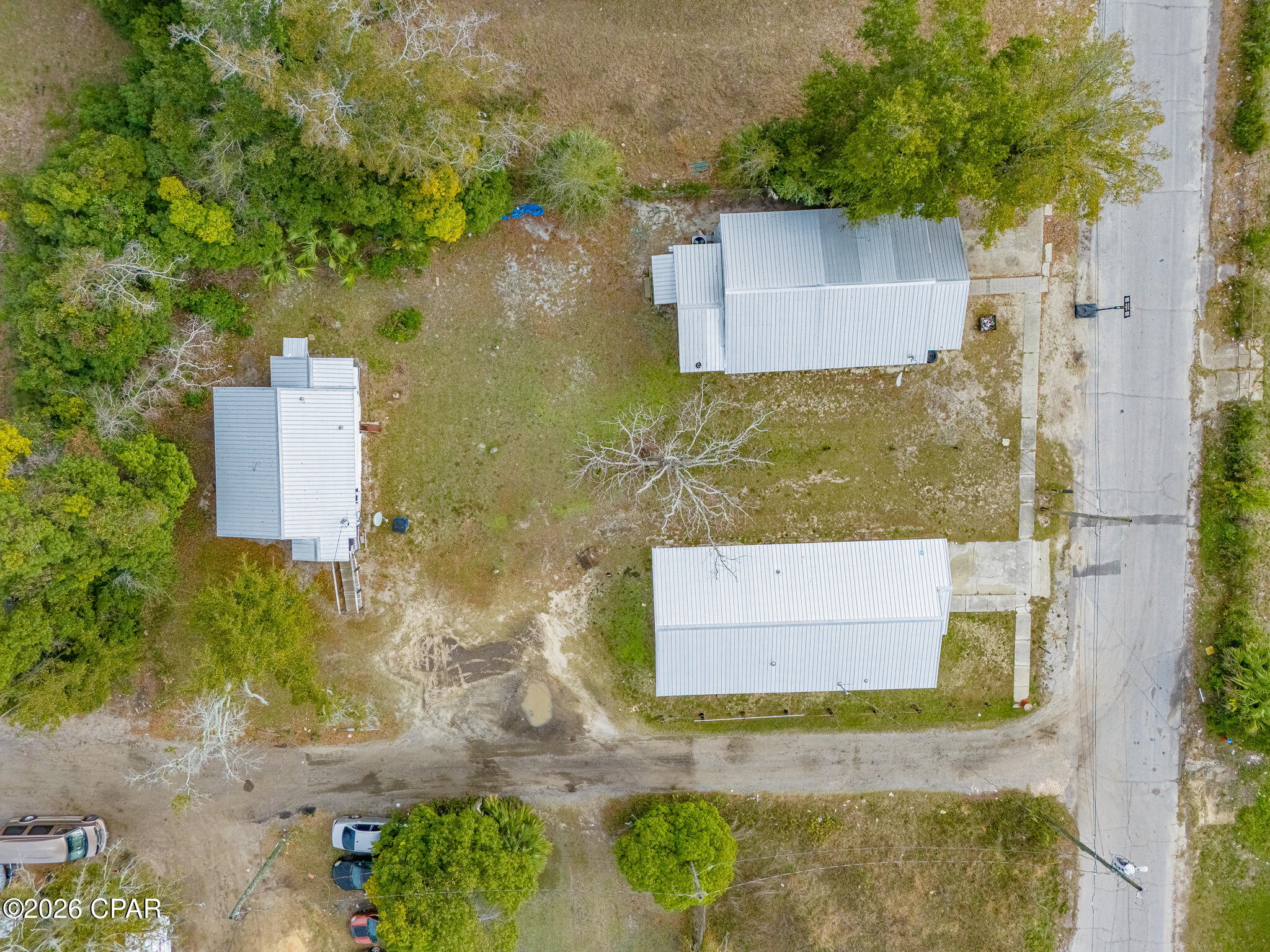 709 E 13th Court