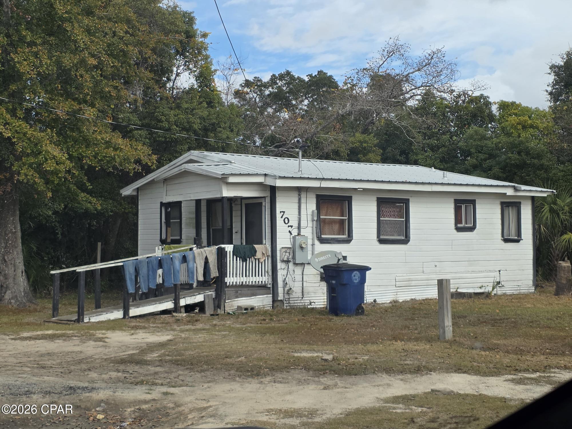 709 E 13th Court