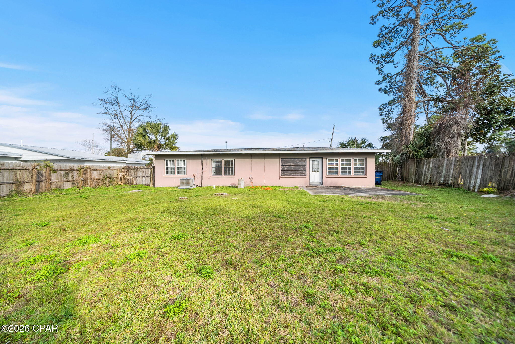 105 N Palo Alto Avenue