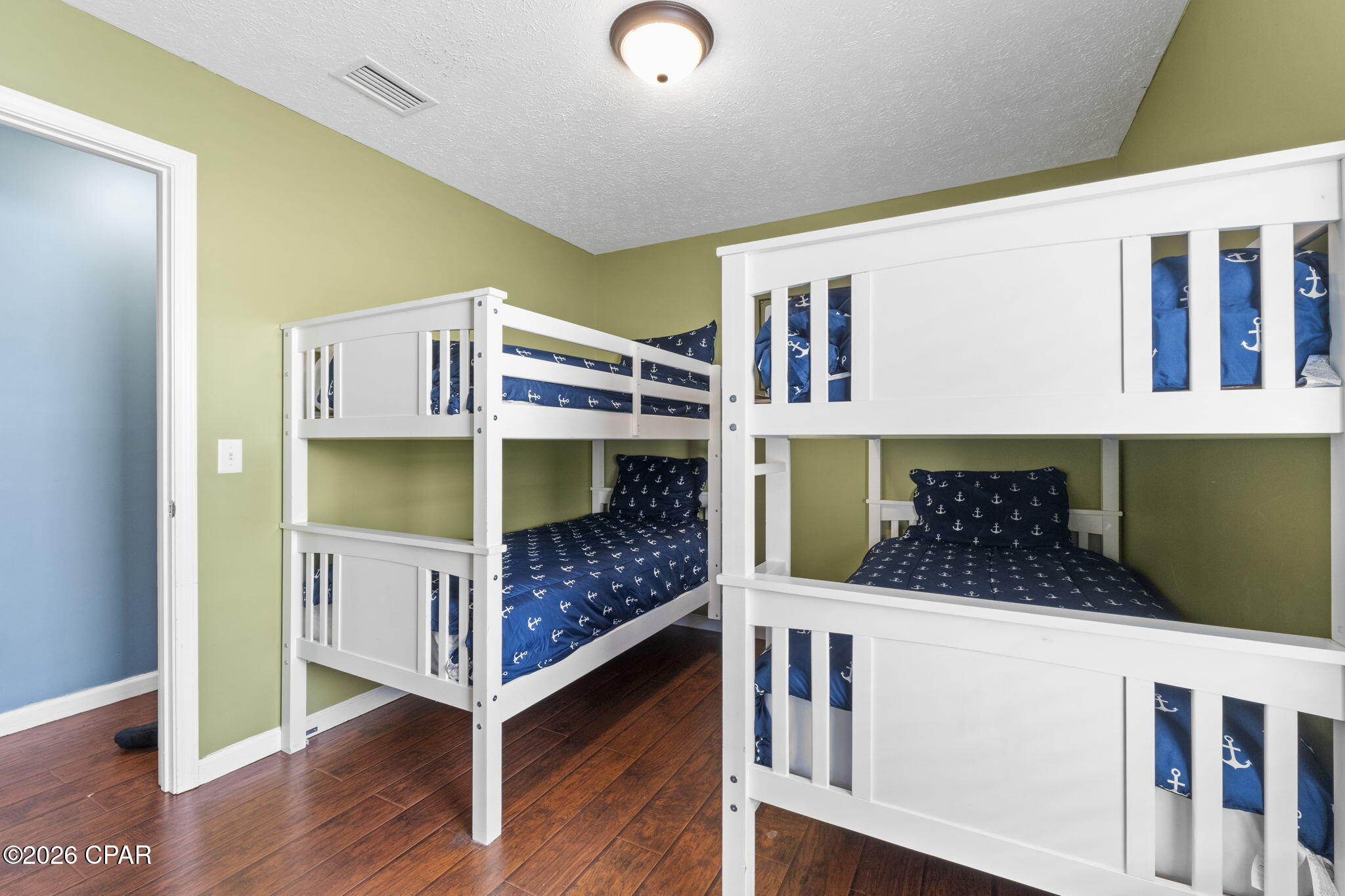 104 White Cap Way