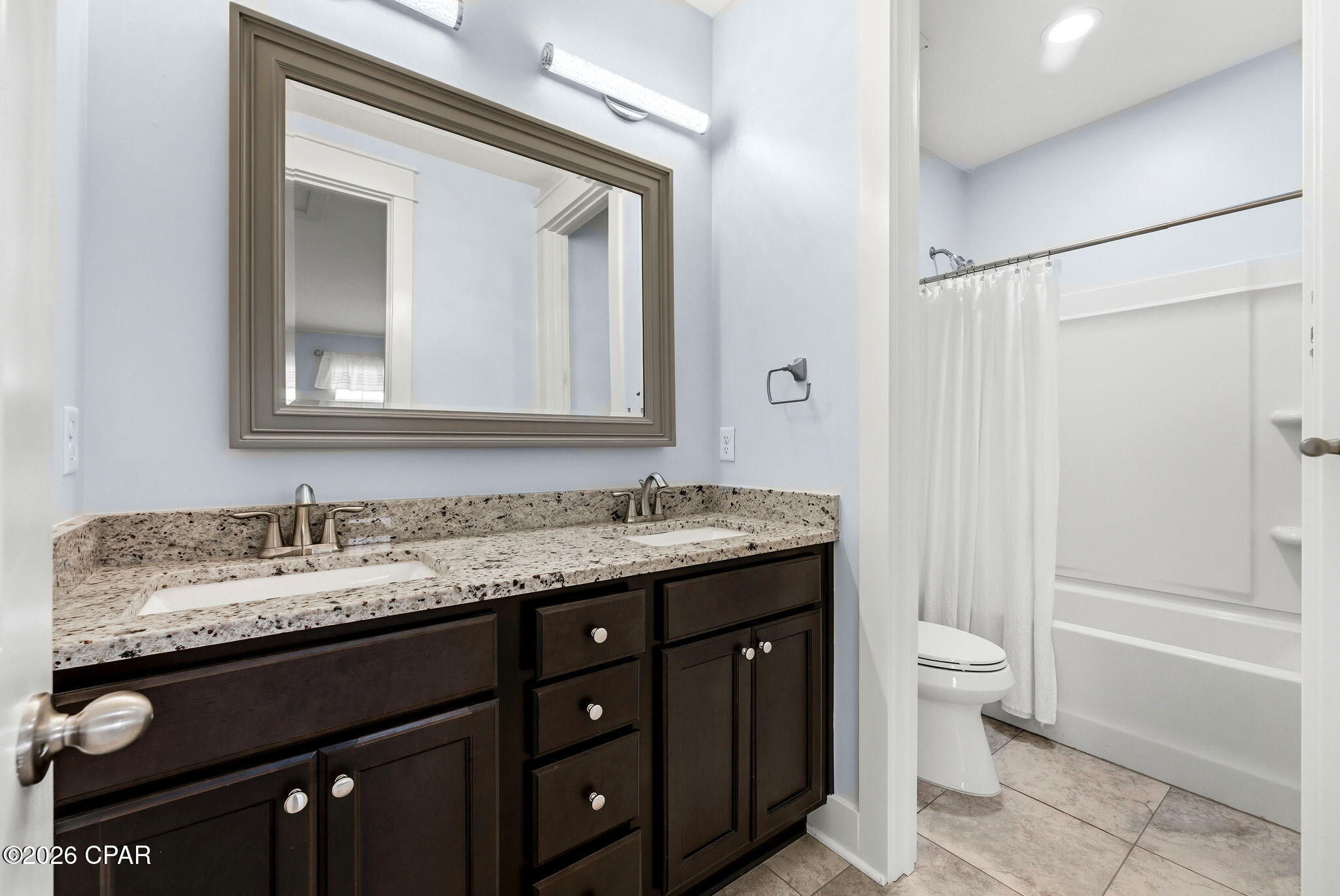 1712 Daffodil Street