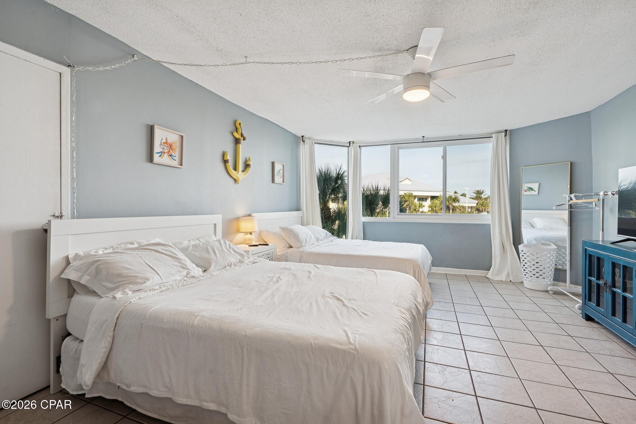 8817 S Thomas Drive A204