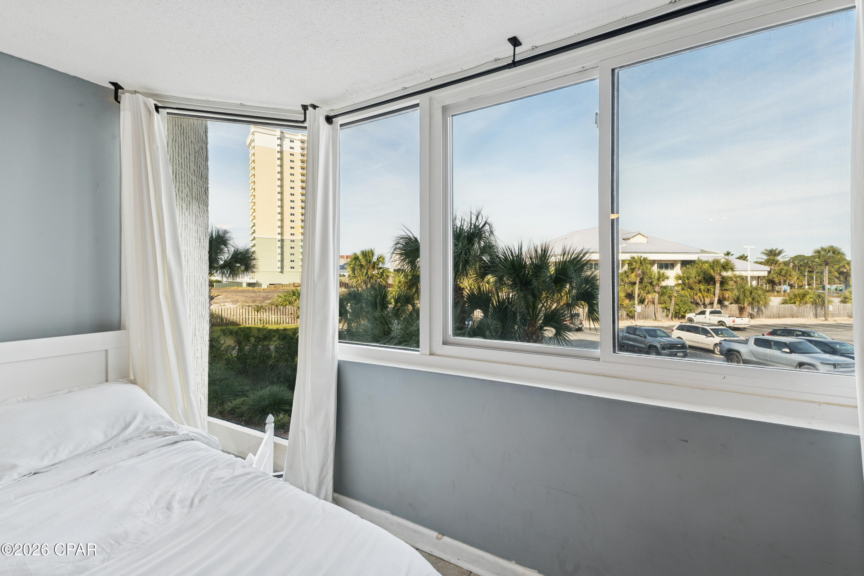 8817 S Thomas Drive A204