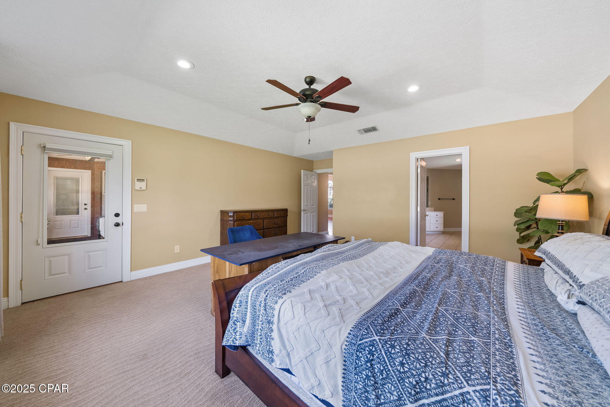 1609 Inverness Road