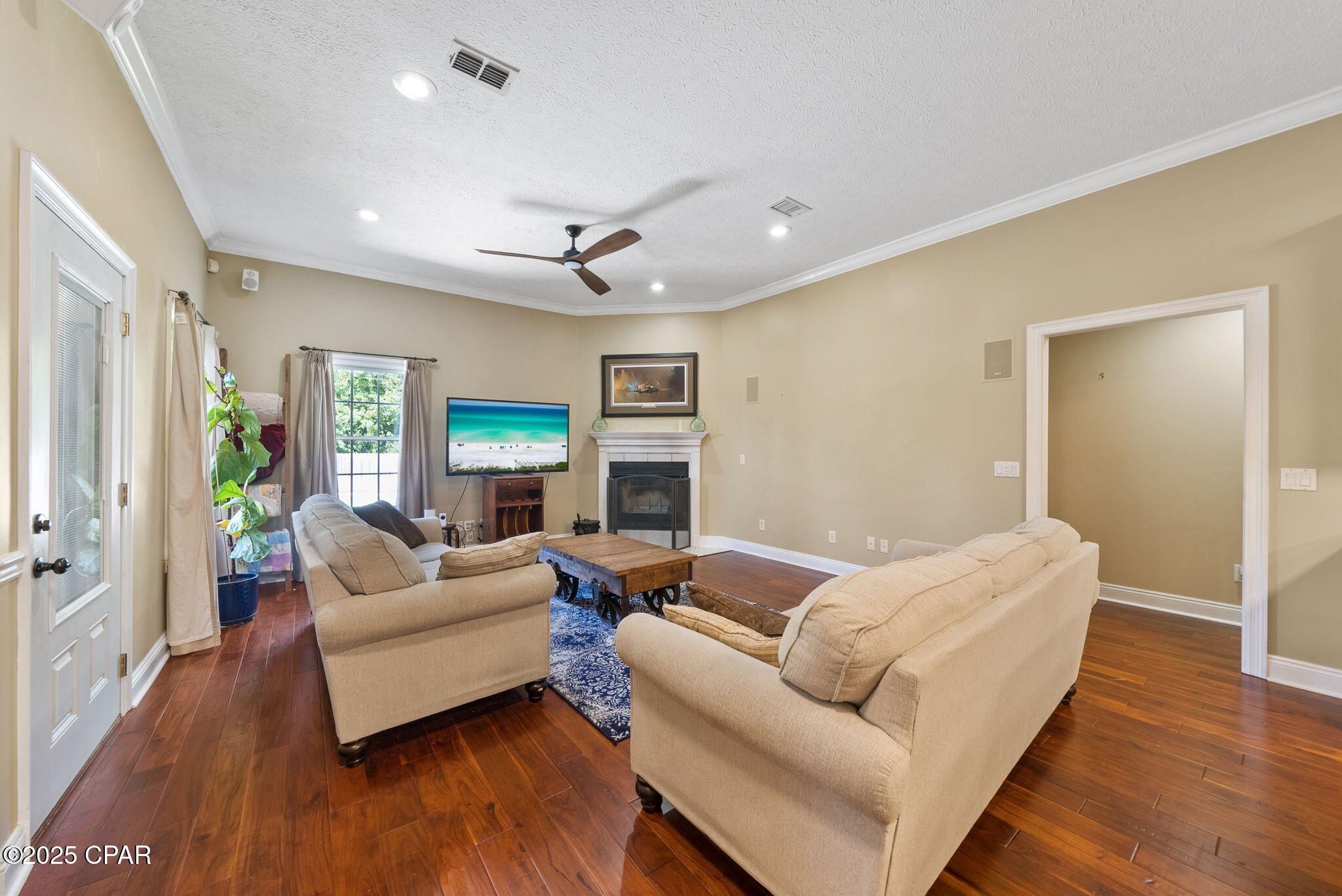 1609 Inverness Road