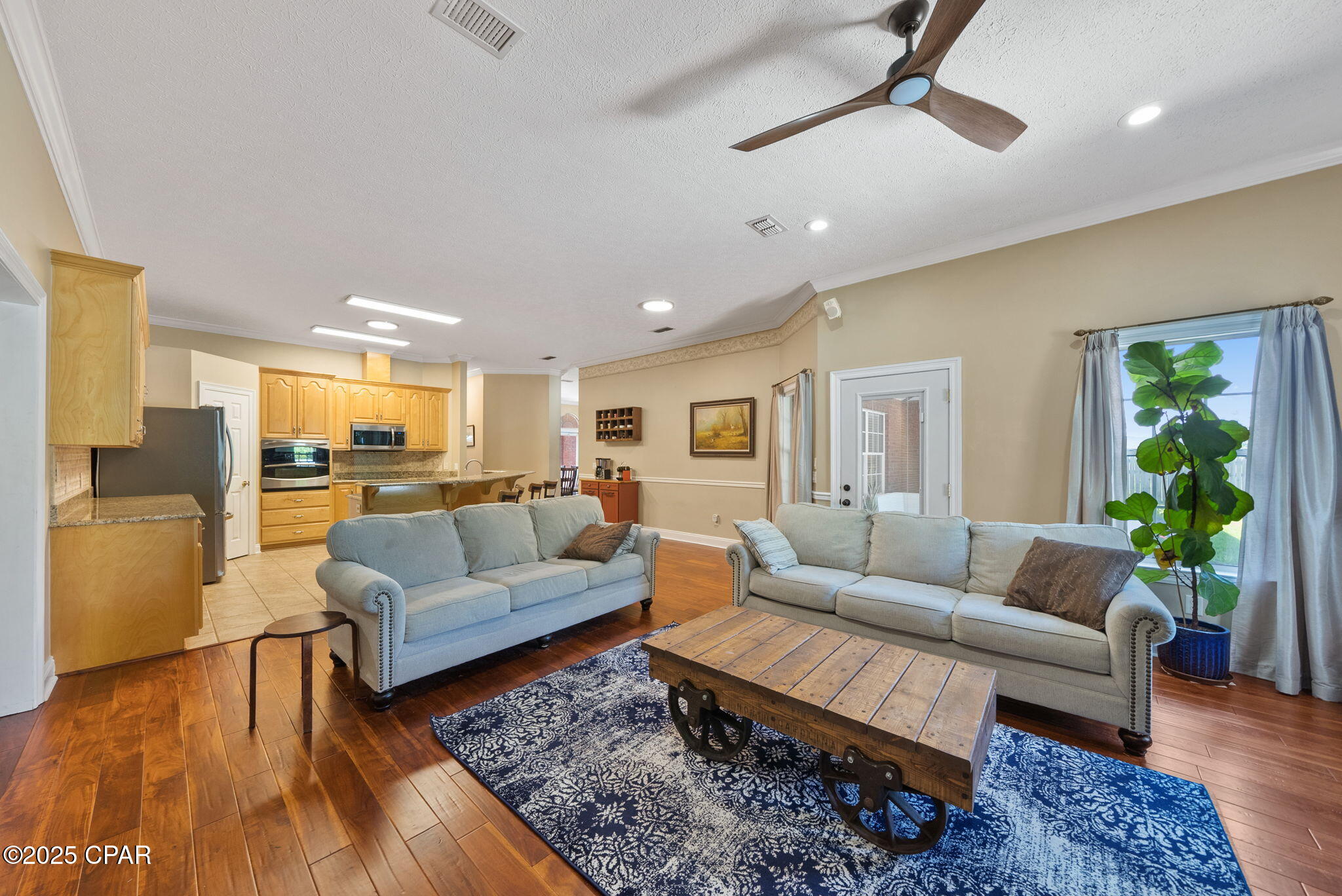 1609 Inverness Road