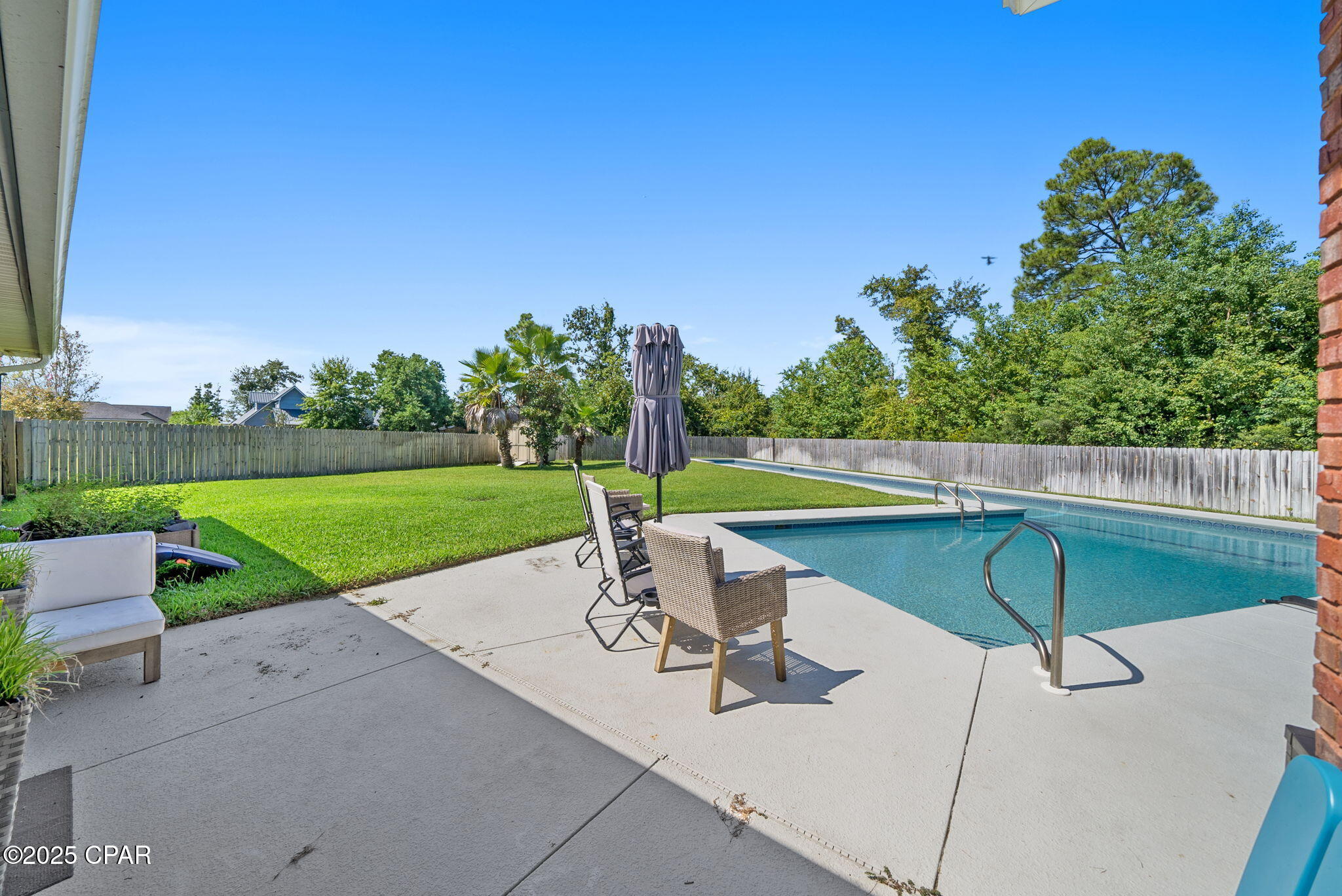 1609 Inverness Road
