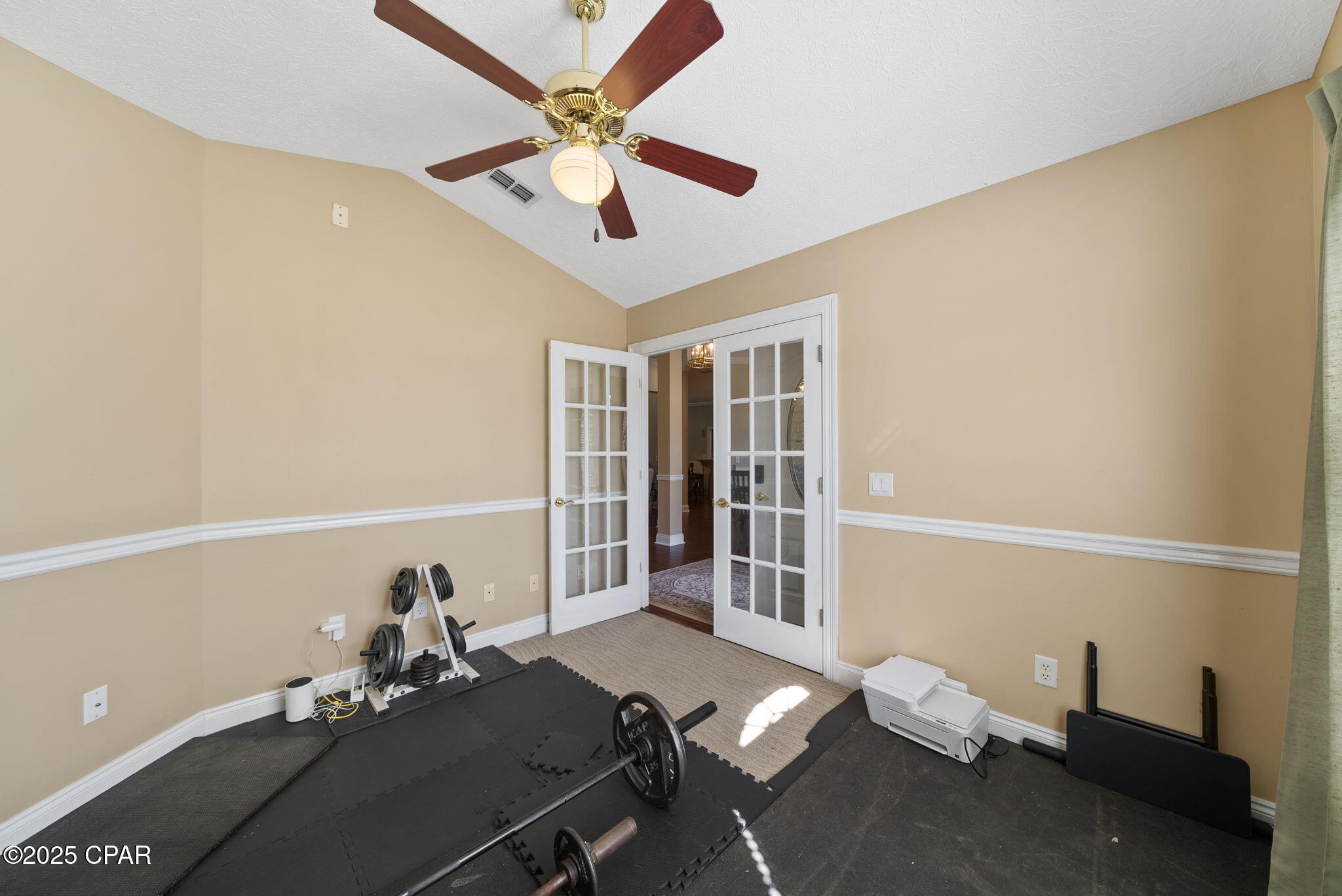 1609 Inverness Road