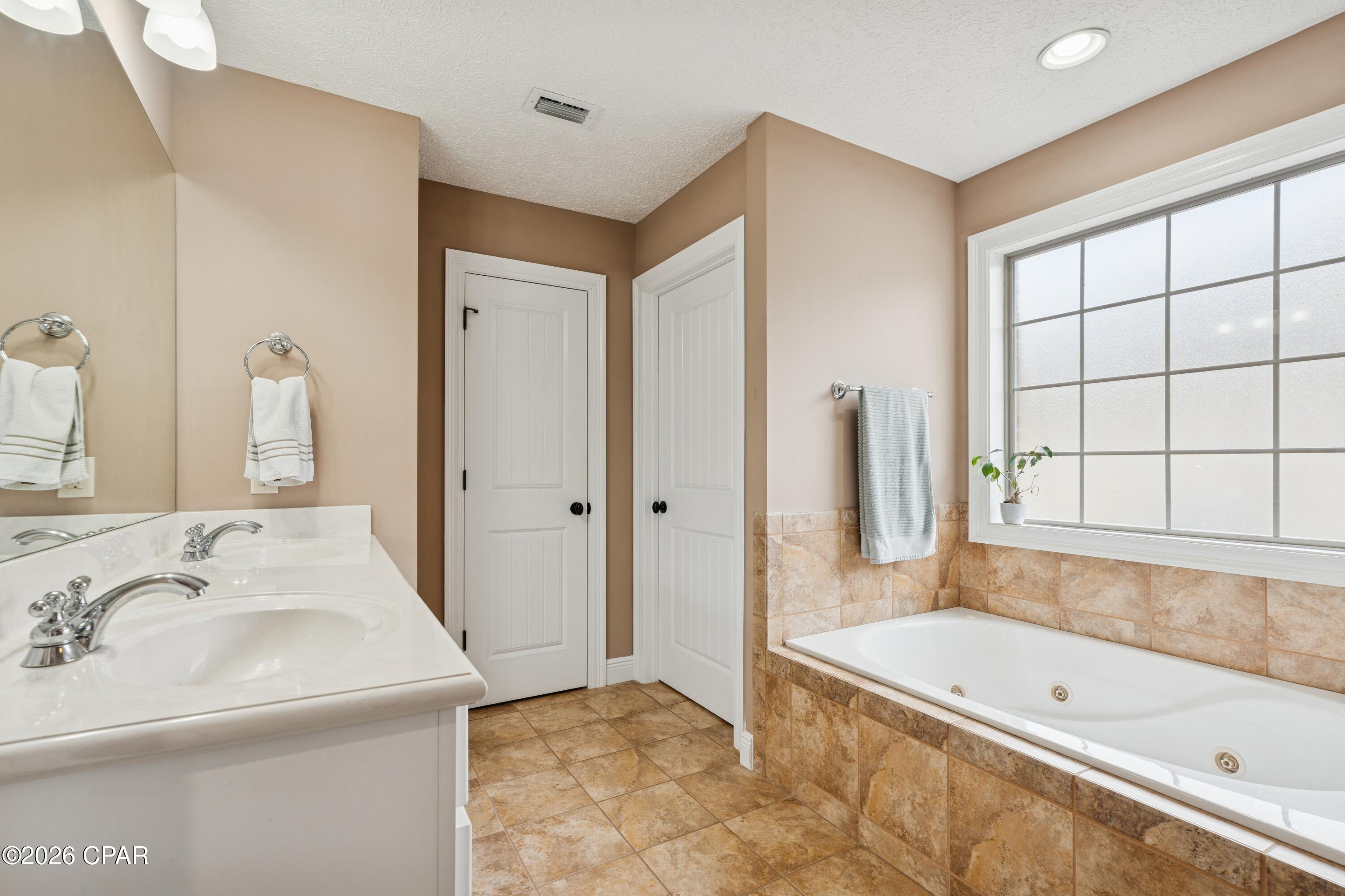 3527 Azalea Way