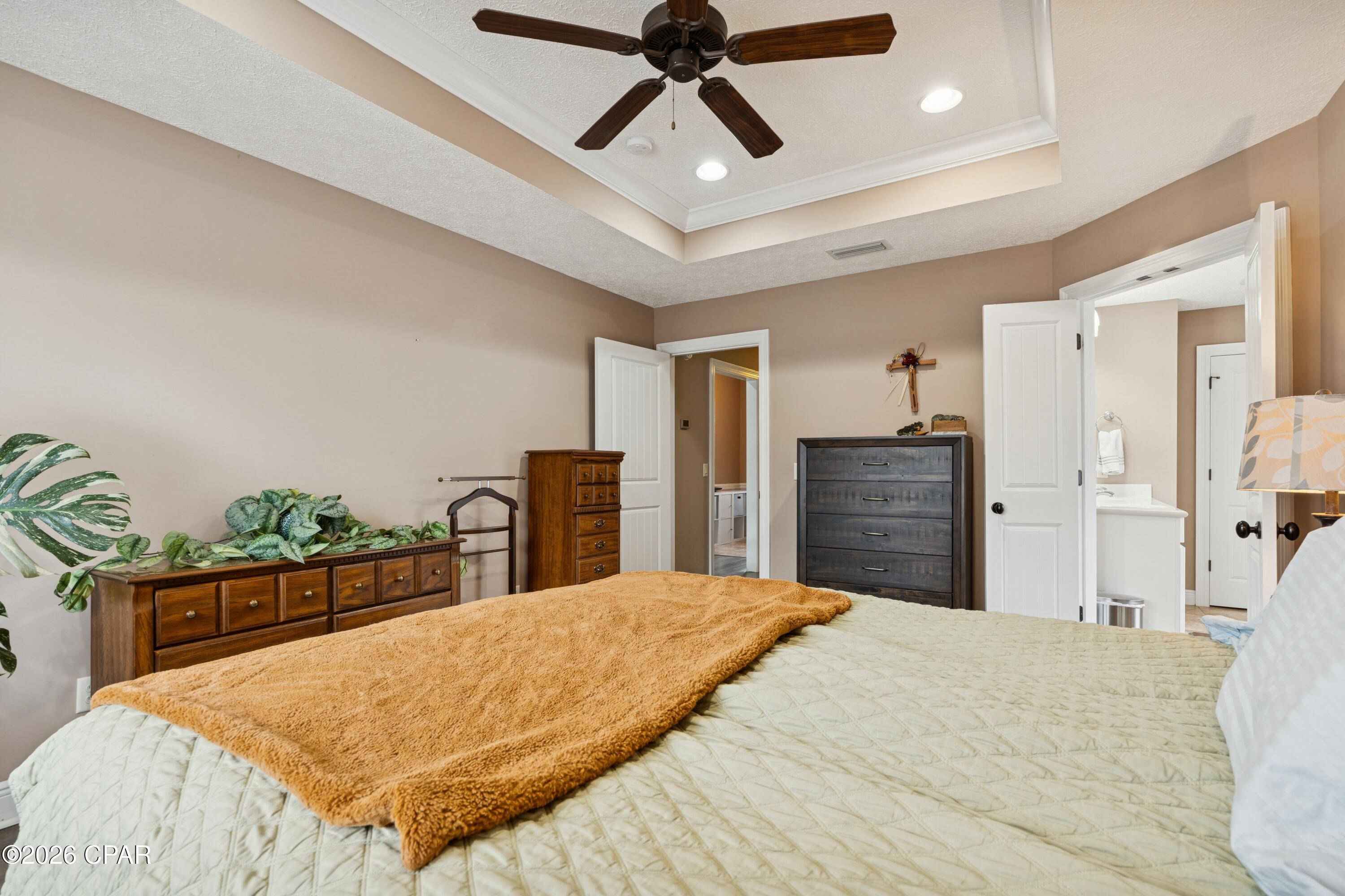 3527 Azalea Way