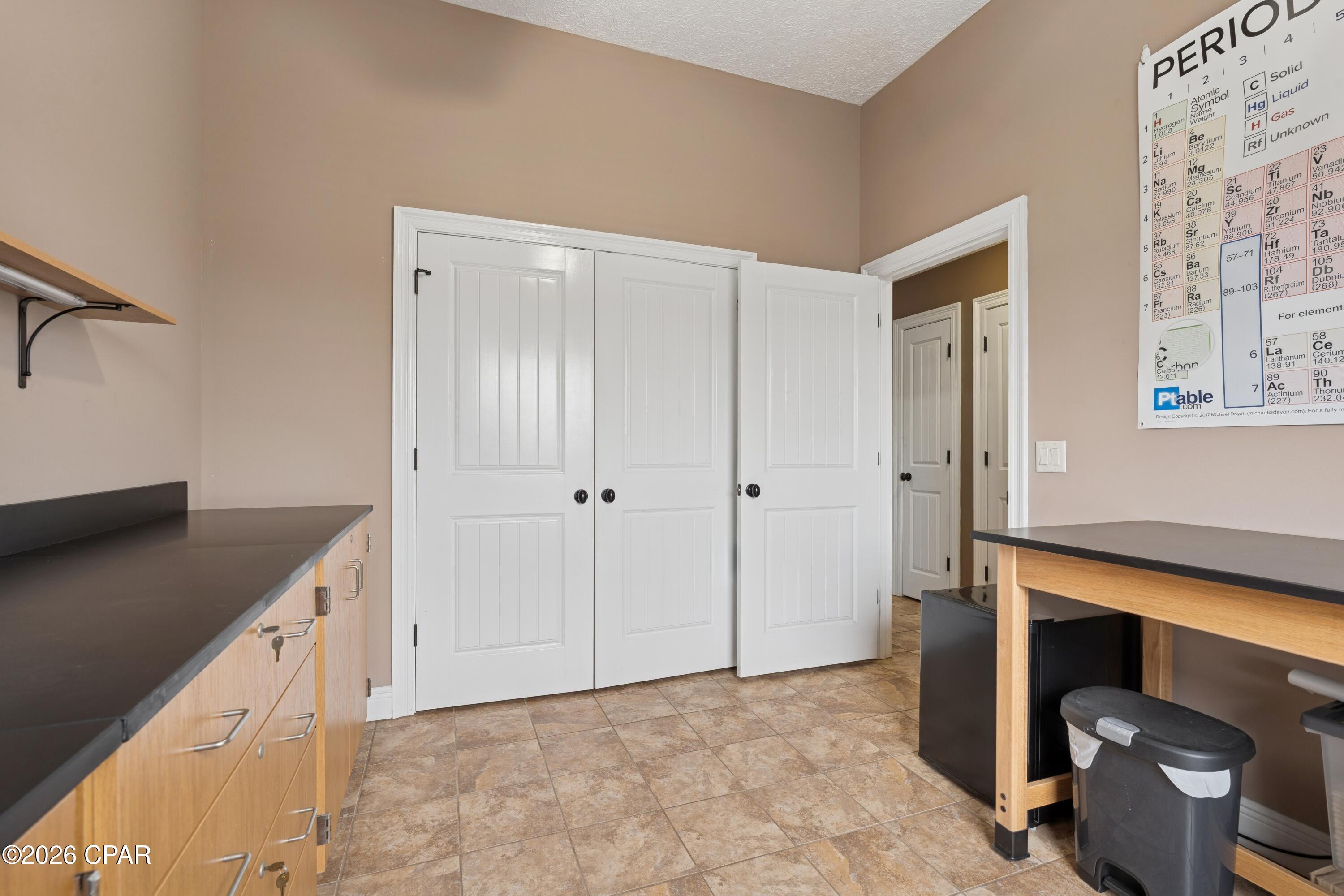 3527 Azalea Way