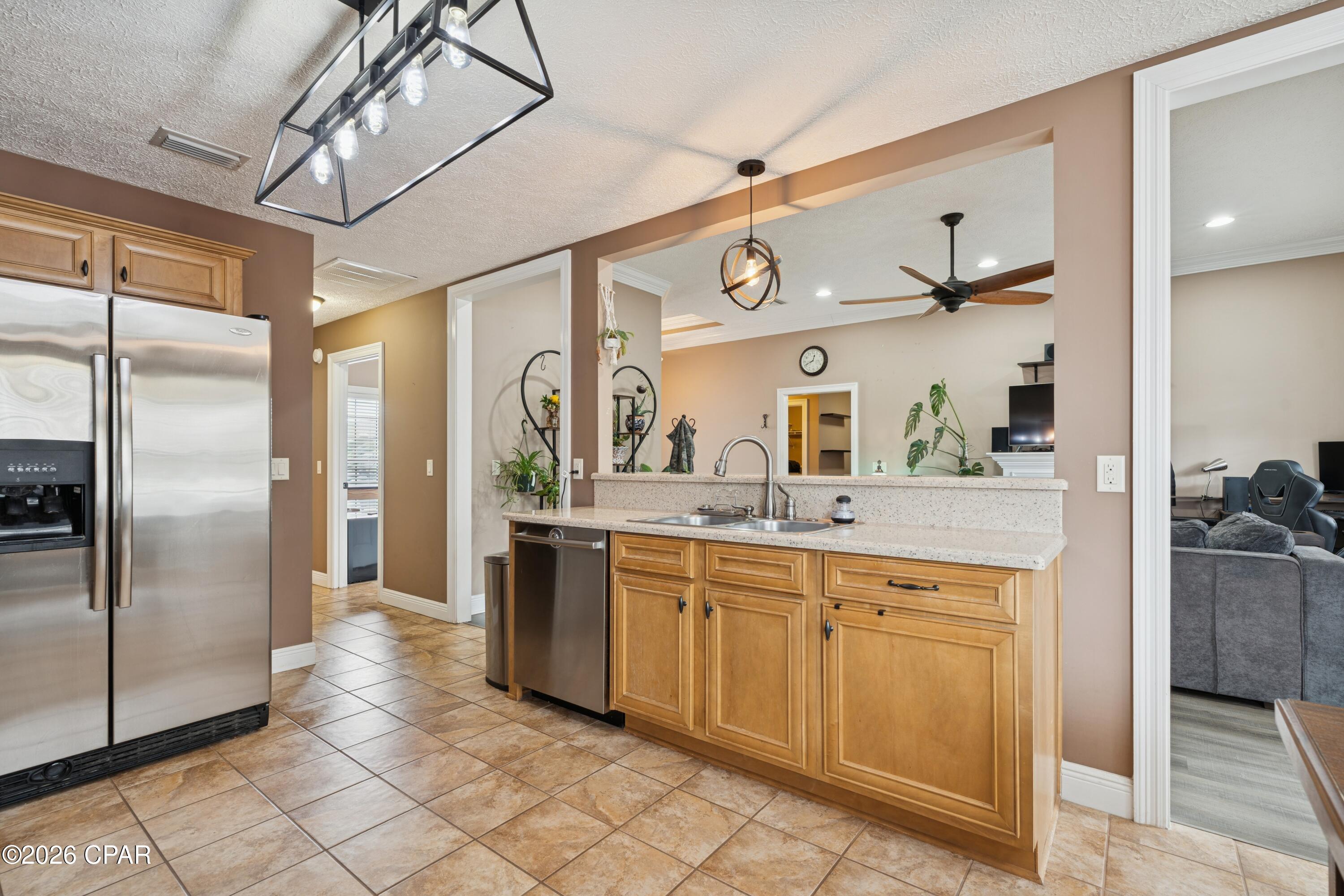 3527 Azalea Way