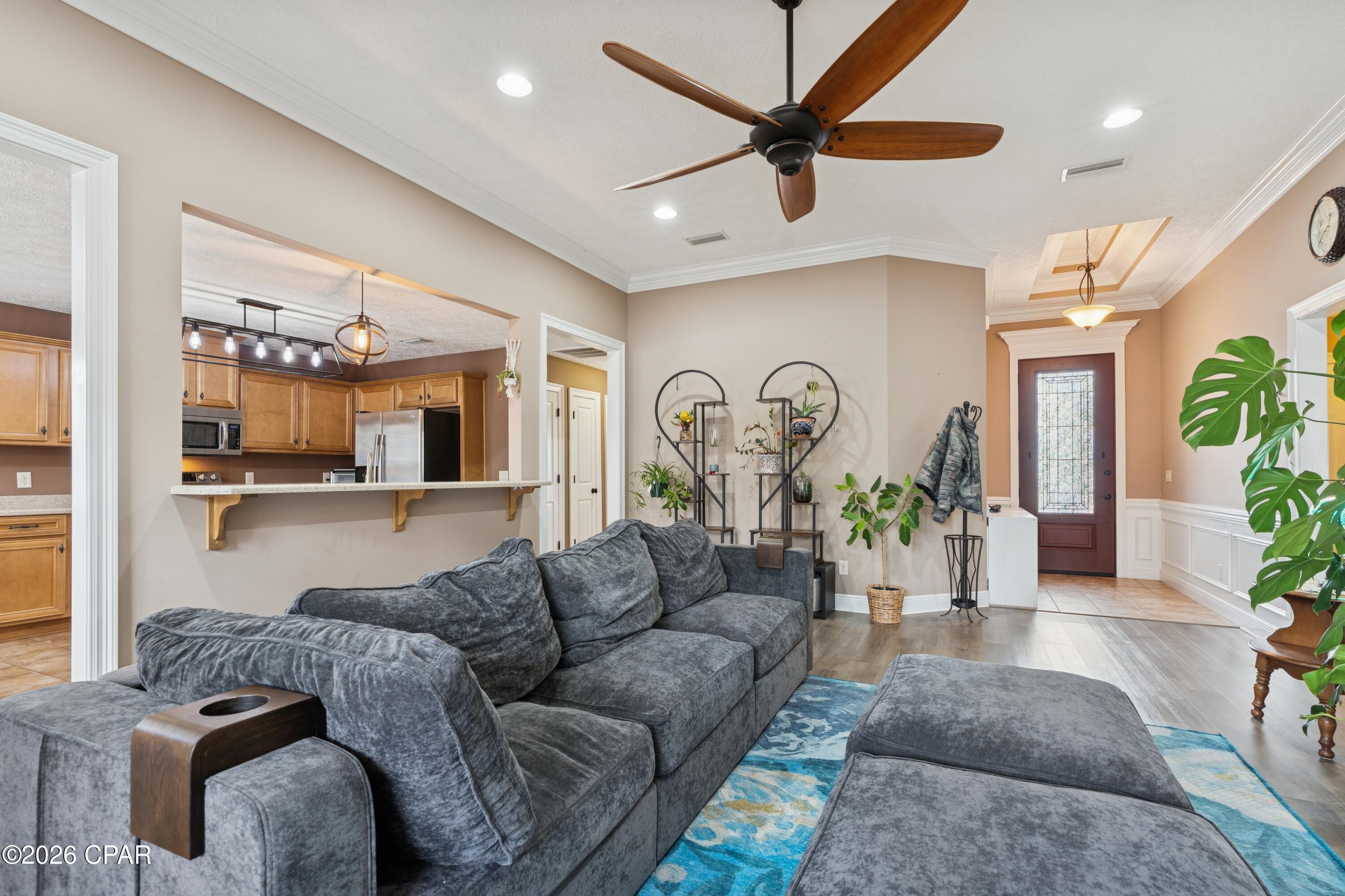 3527 Azalea Way