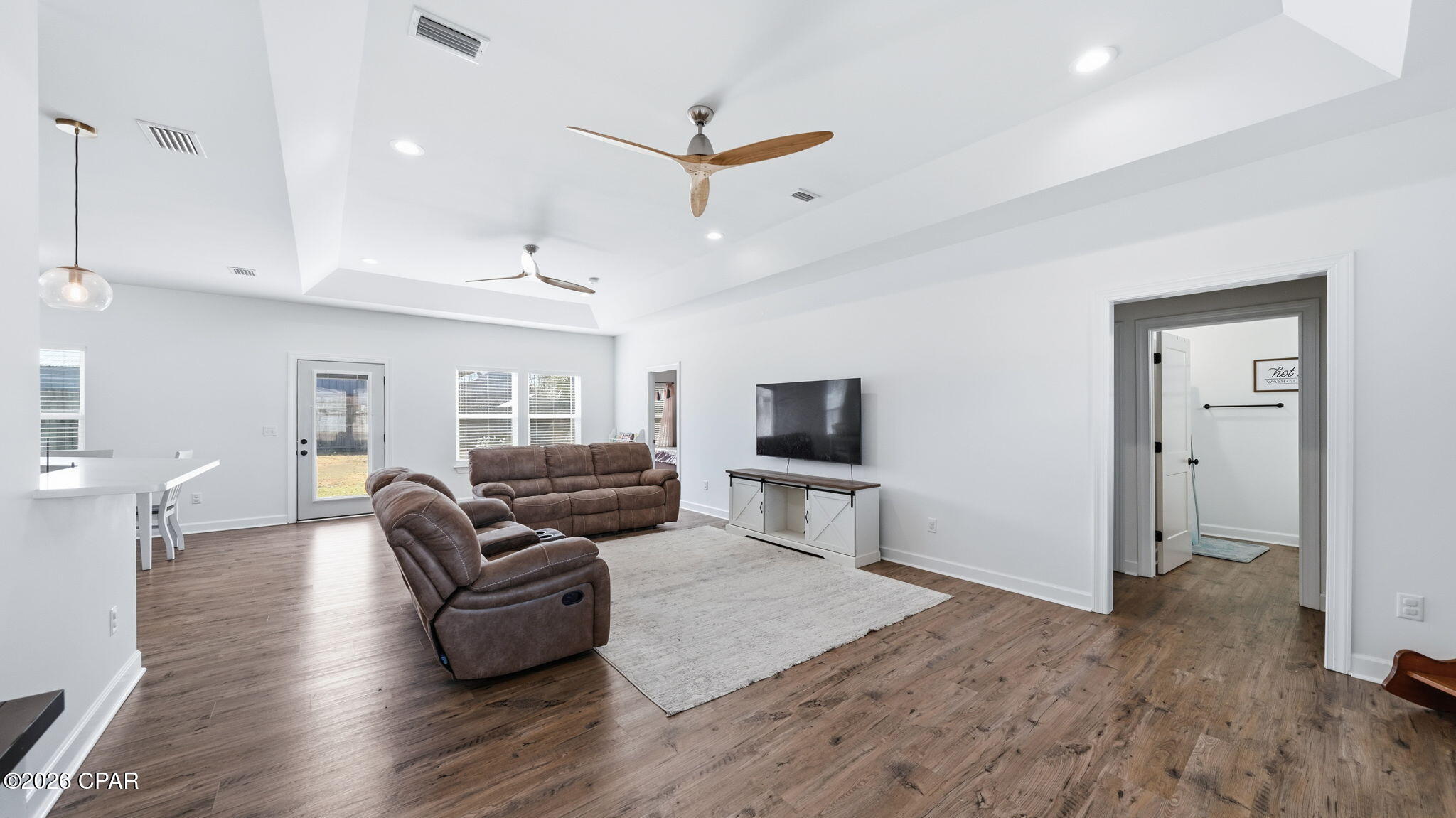 705 W 8th Street