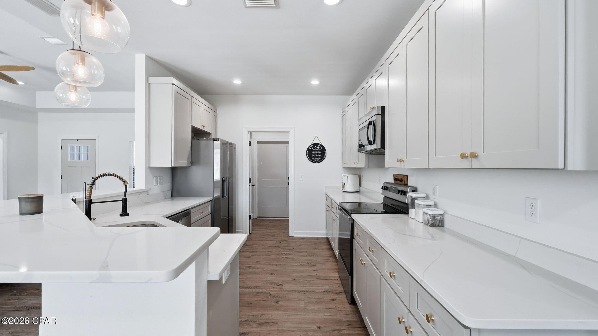 705 W 8th Street