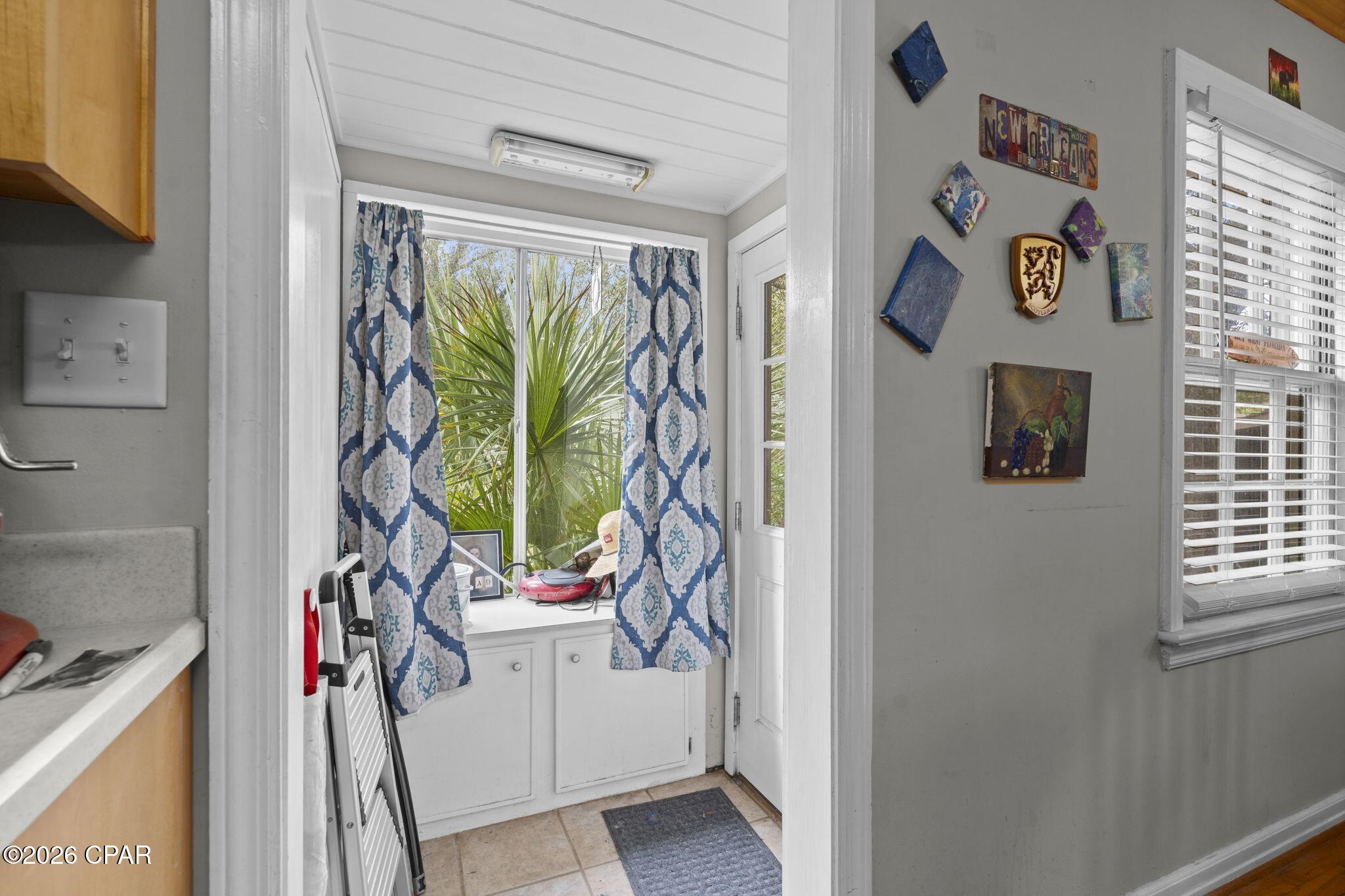 123 N Cove Terrace Drive