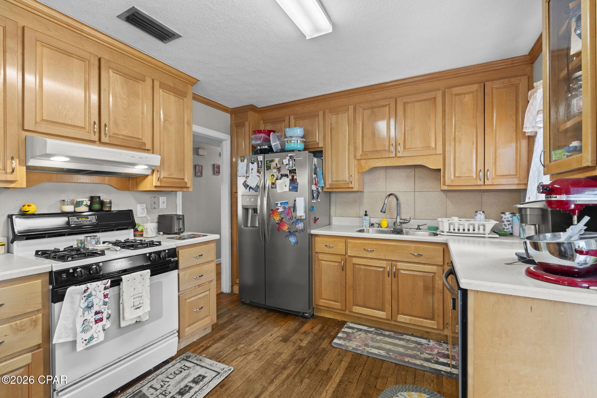 123 N Cove Terrace Drive