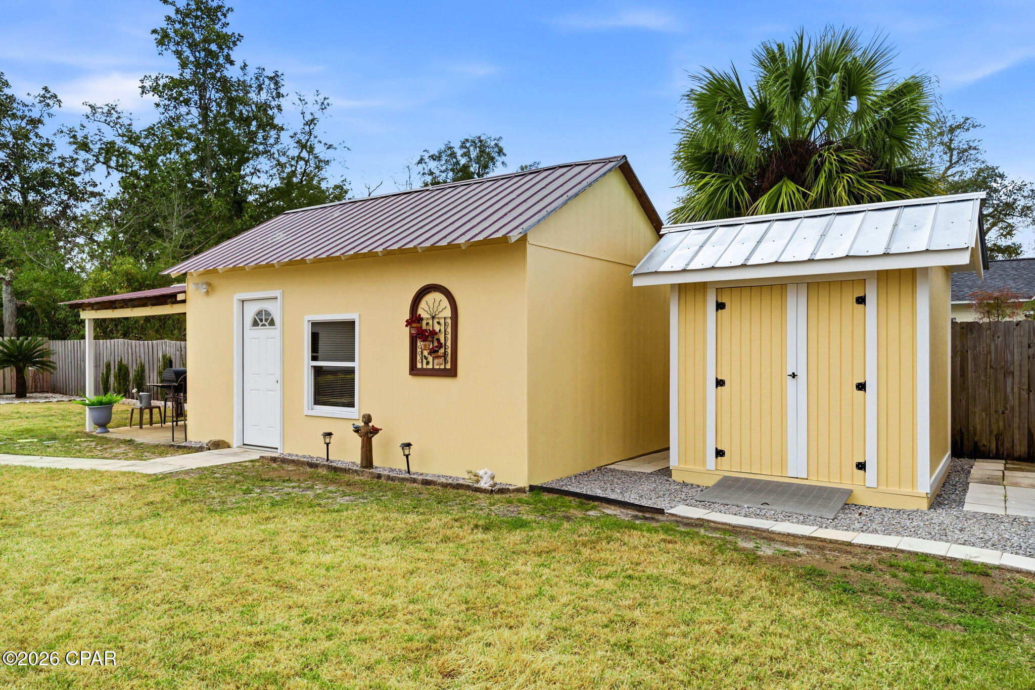 1308 Stratford Avenue