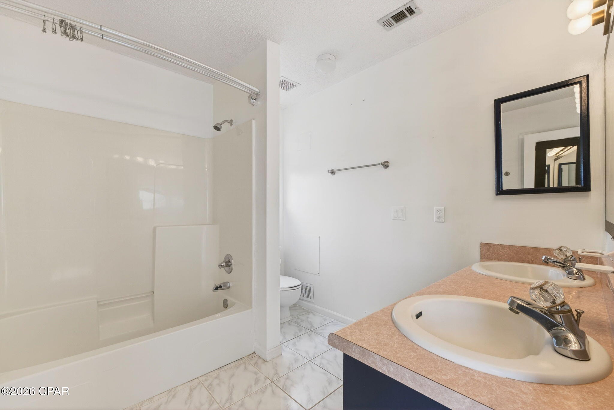 8114 Heritage Woods Lane