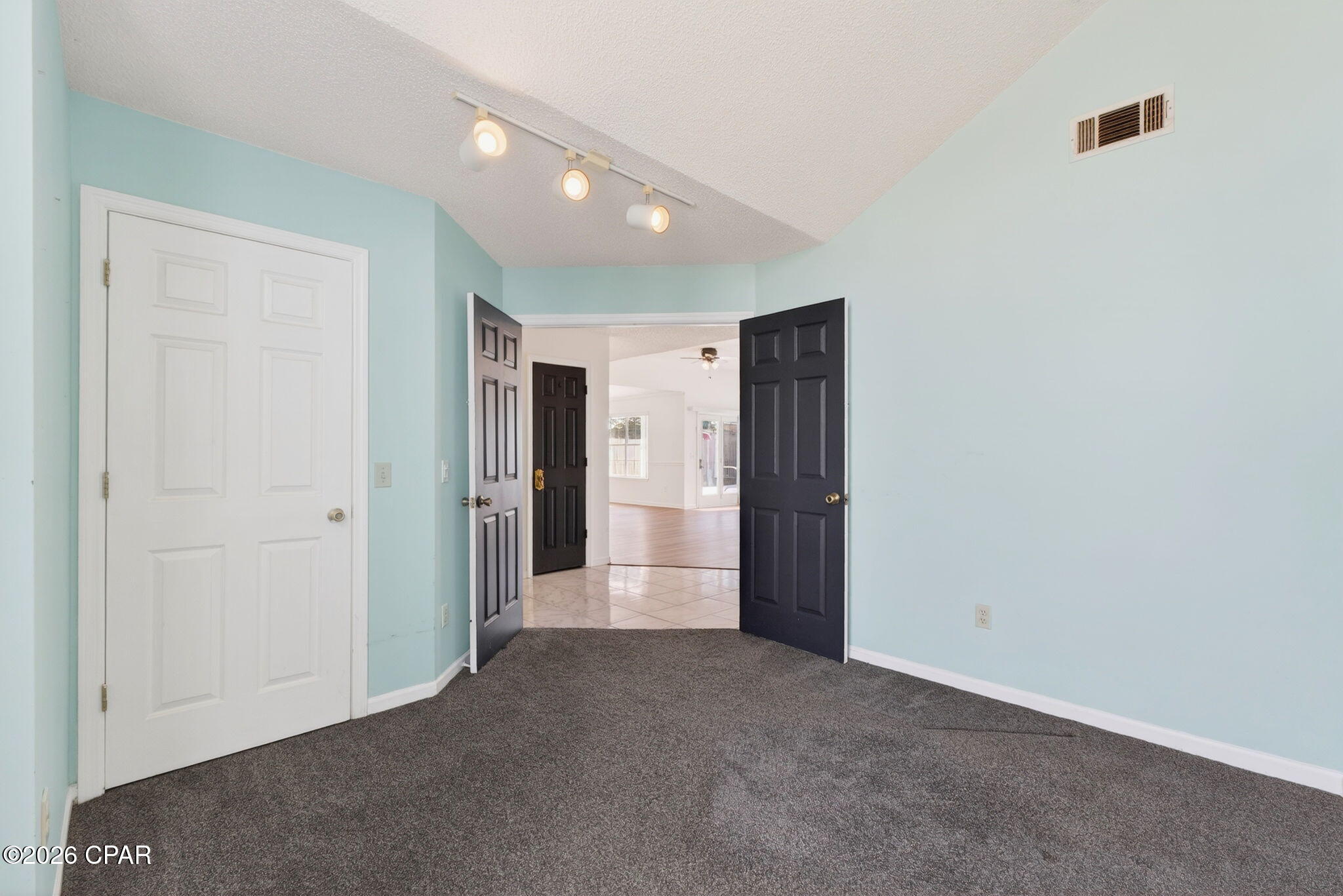 8114 Heritage Woods Lane