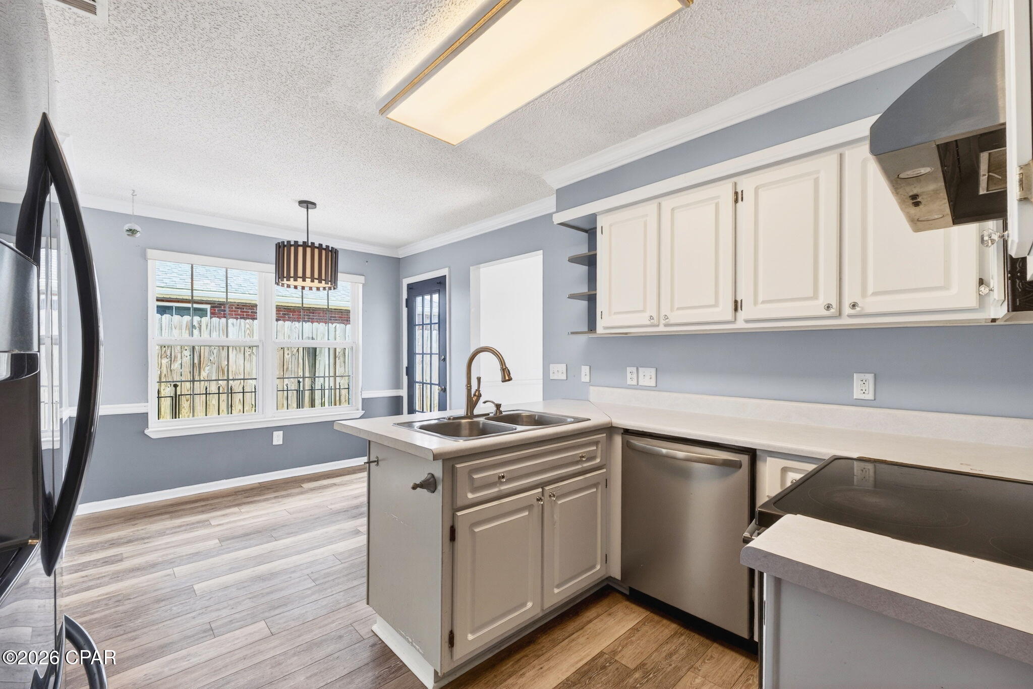 8114 Heritage Woods Lane