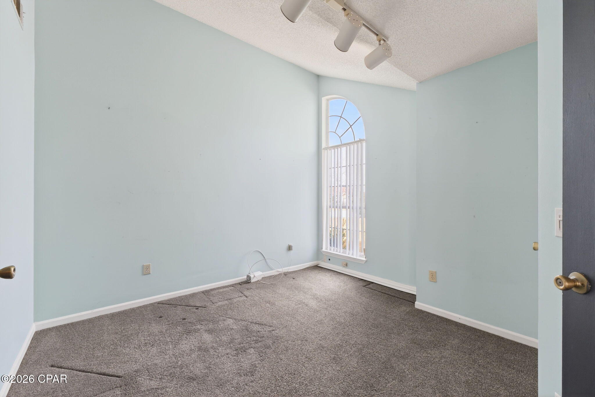 8114 Heritage Woods Lane