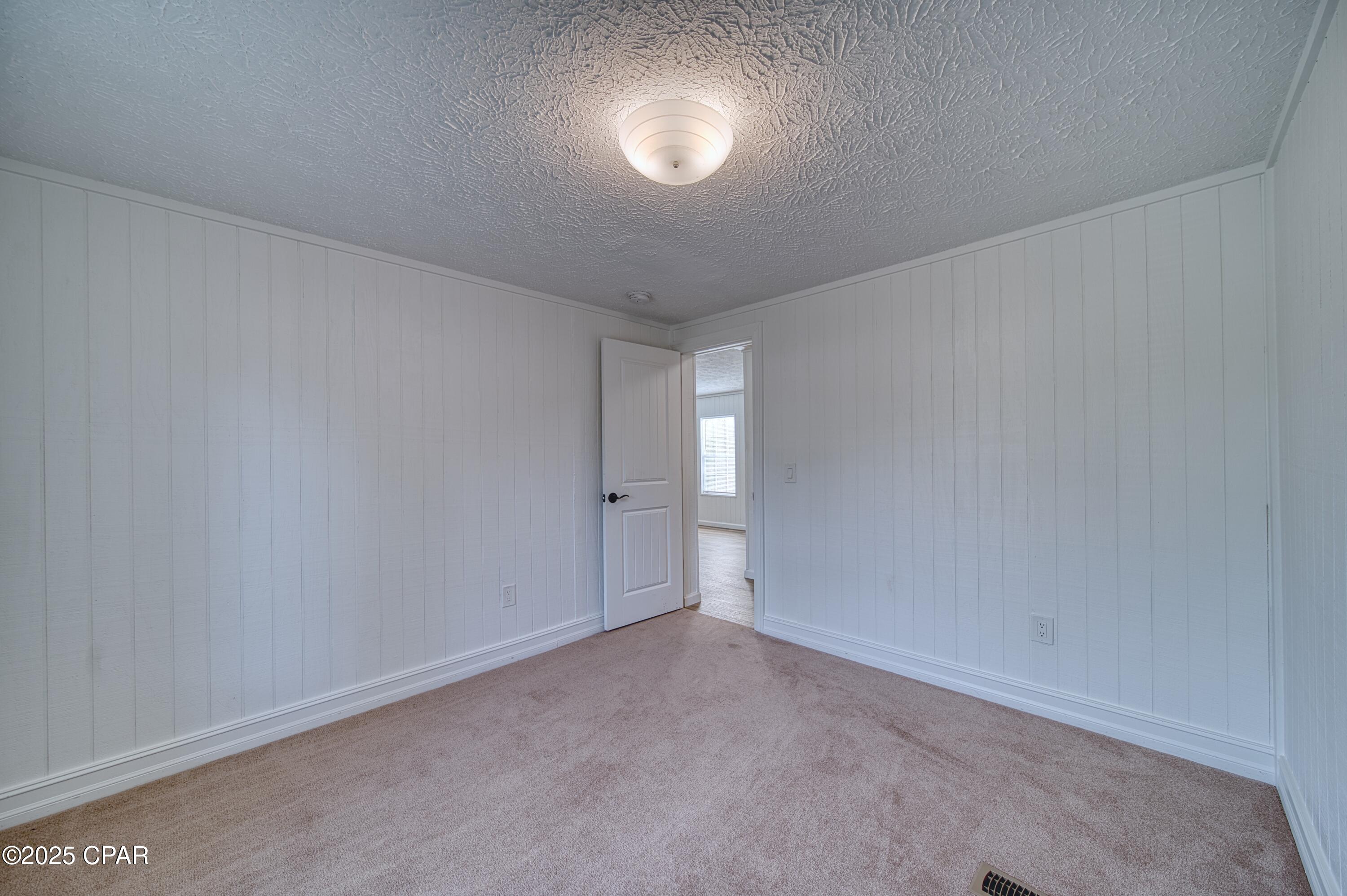 7923 Santa Rosa Avenue