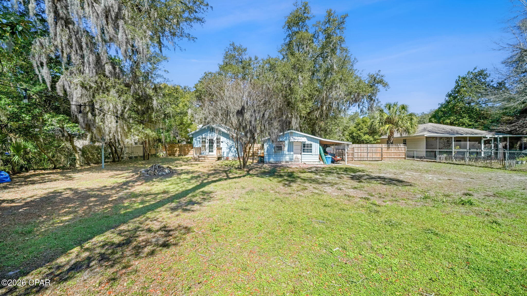 524 E 4th Court
