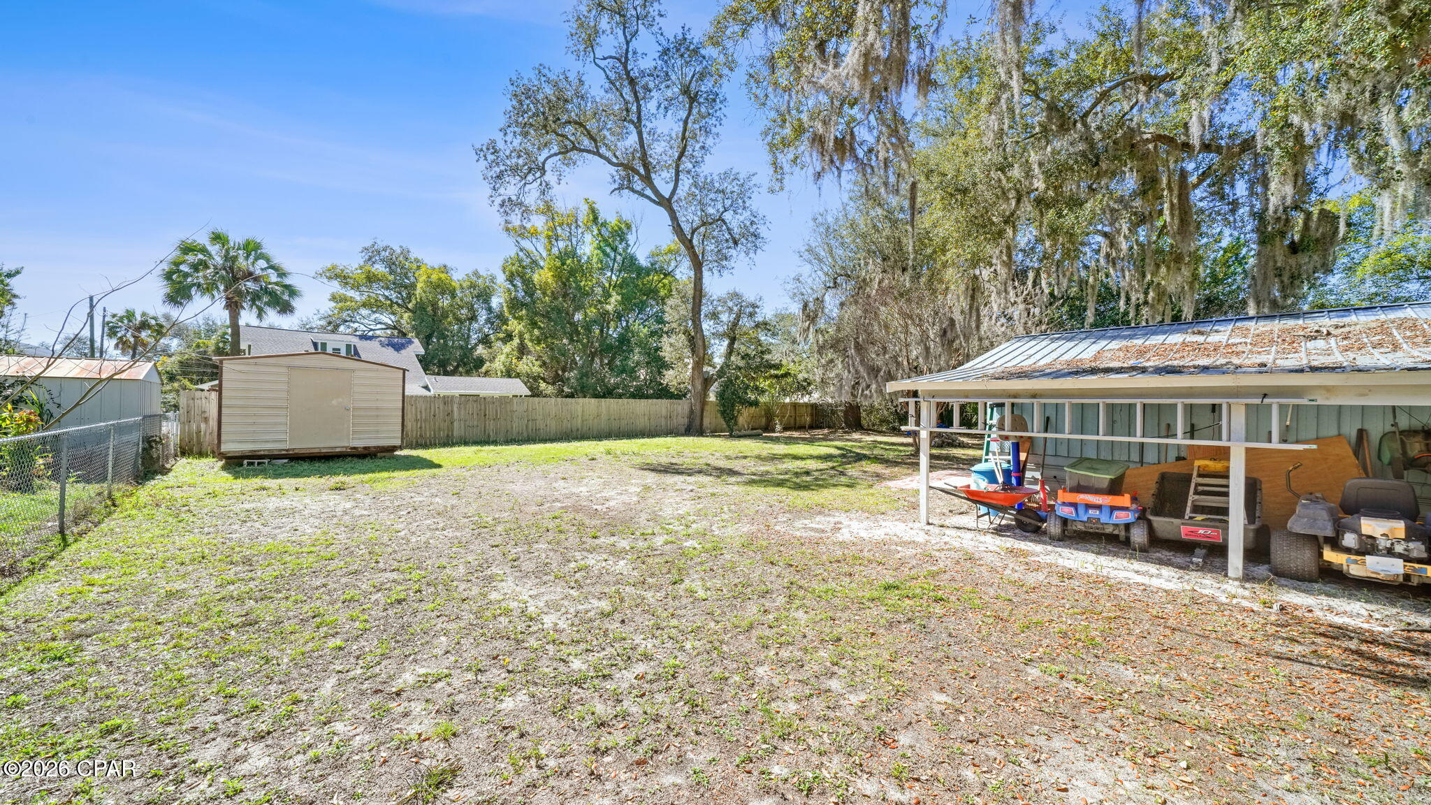 524 E 4th Court