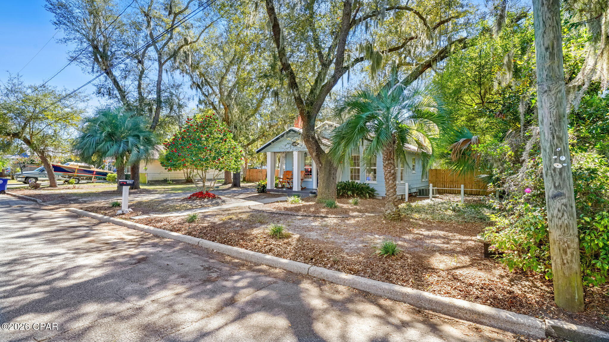 524 E 4th Court