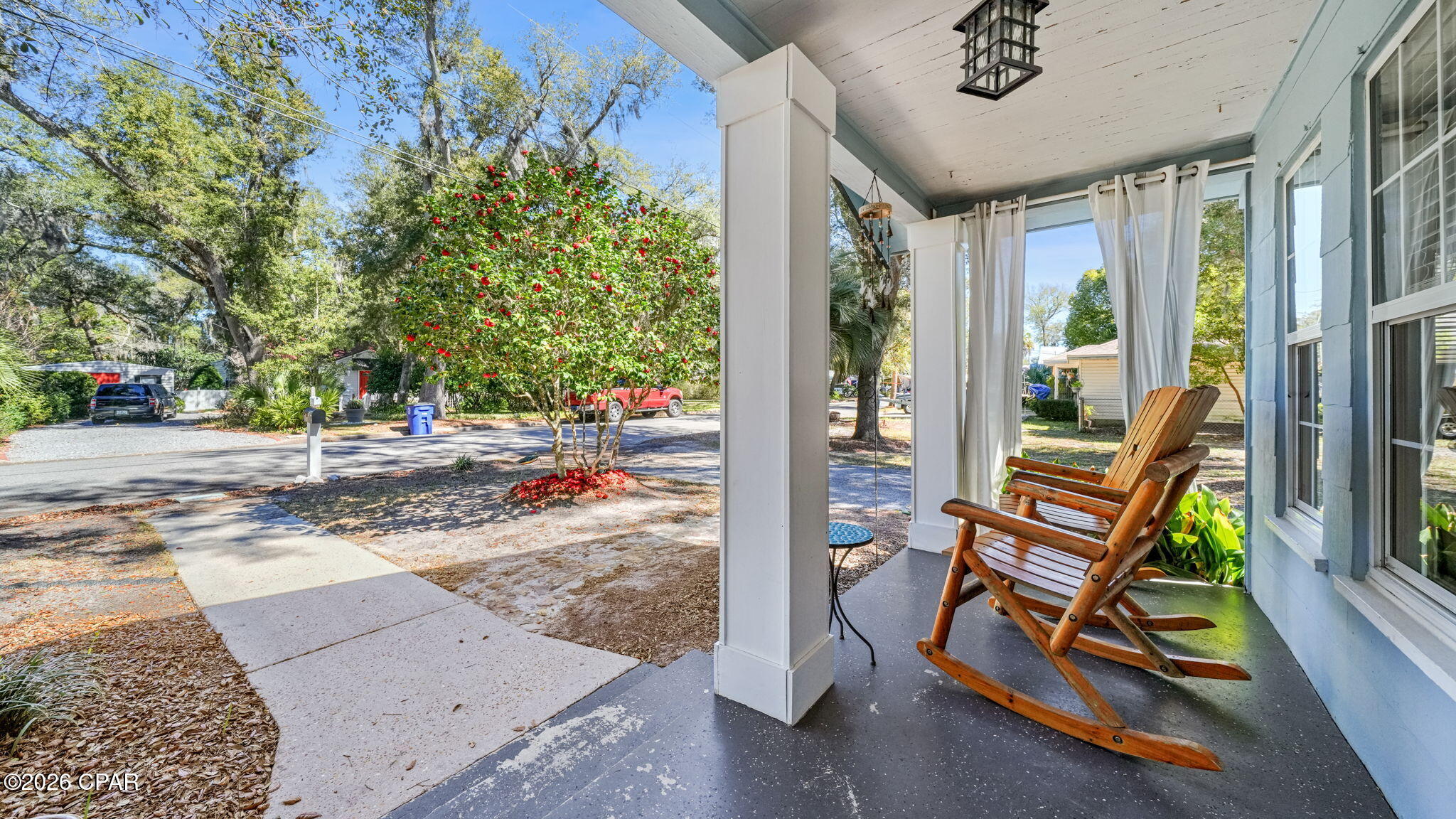 524 E 4th Court