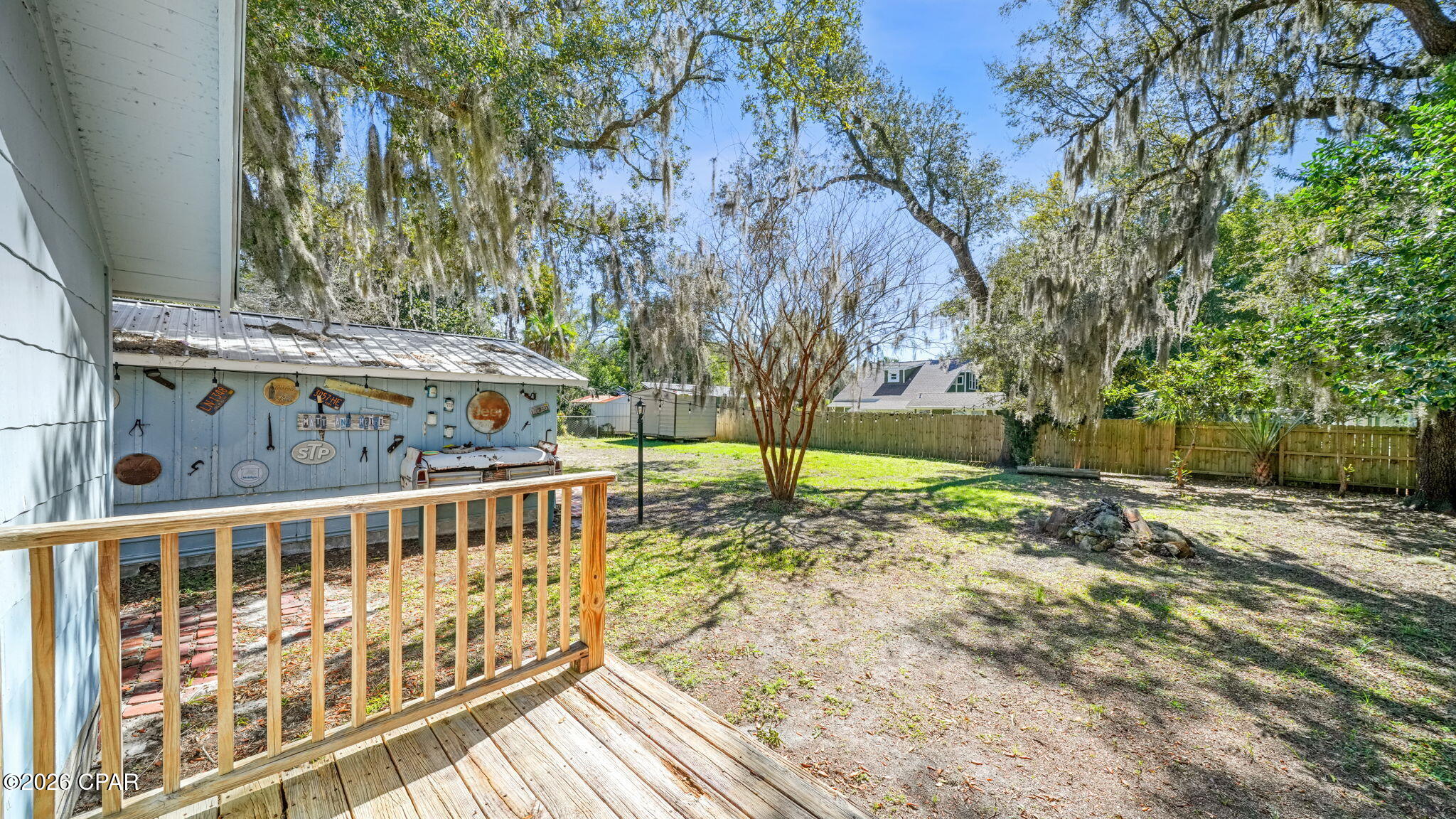 524 E 4th Court