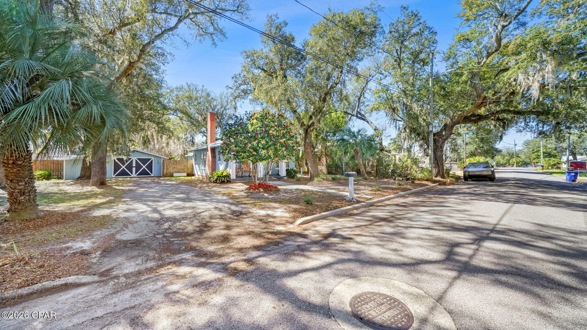 524 E 4th Court